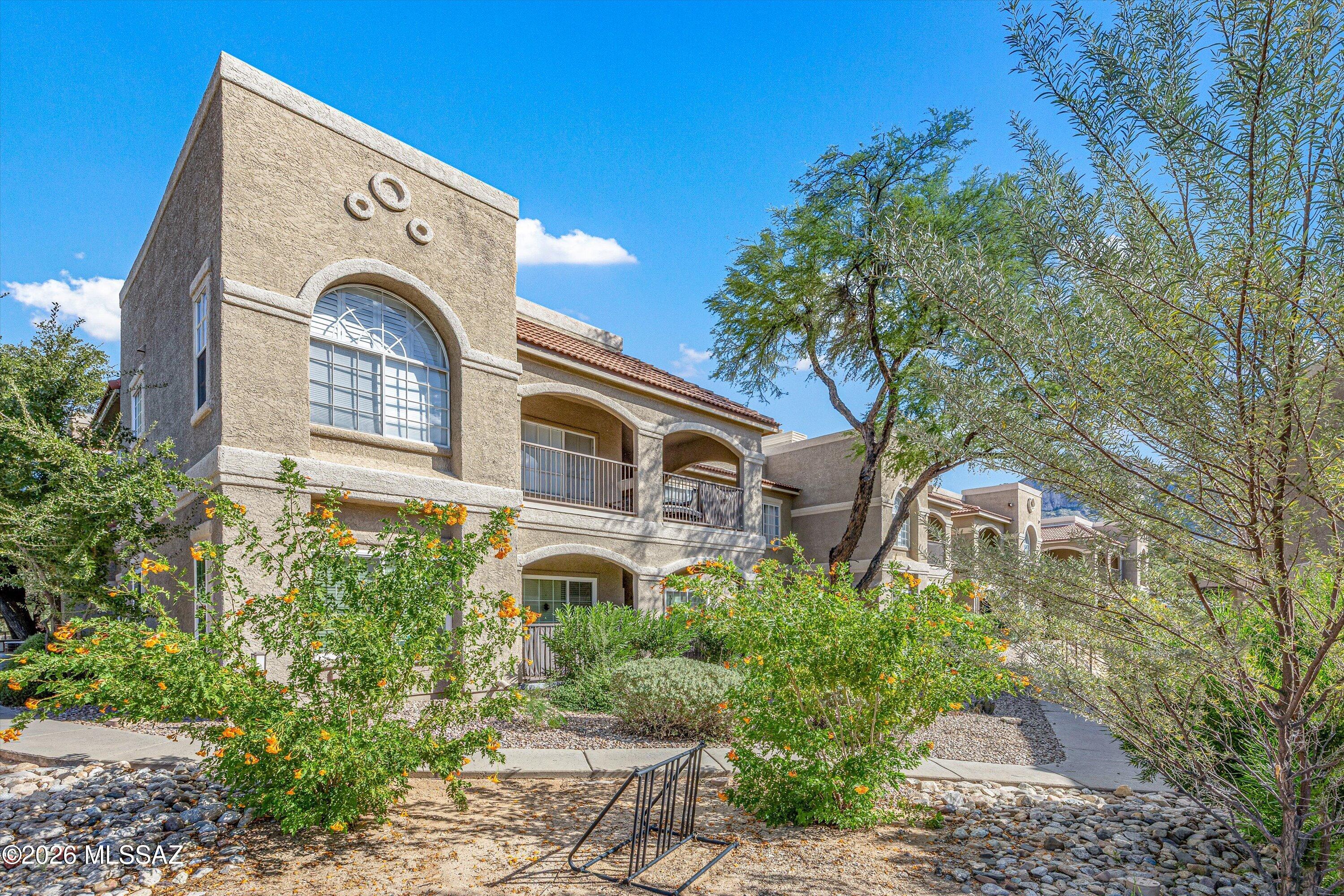 1500 E Pusch Wilderness Drive Unit 8208 — photo