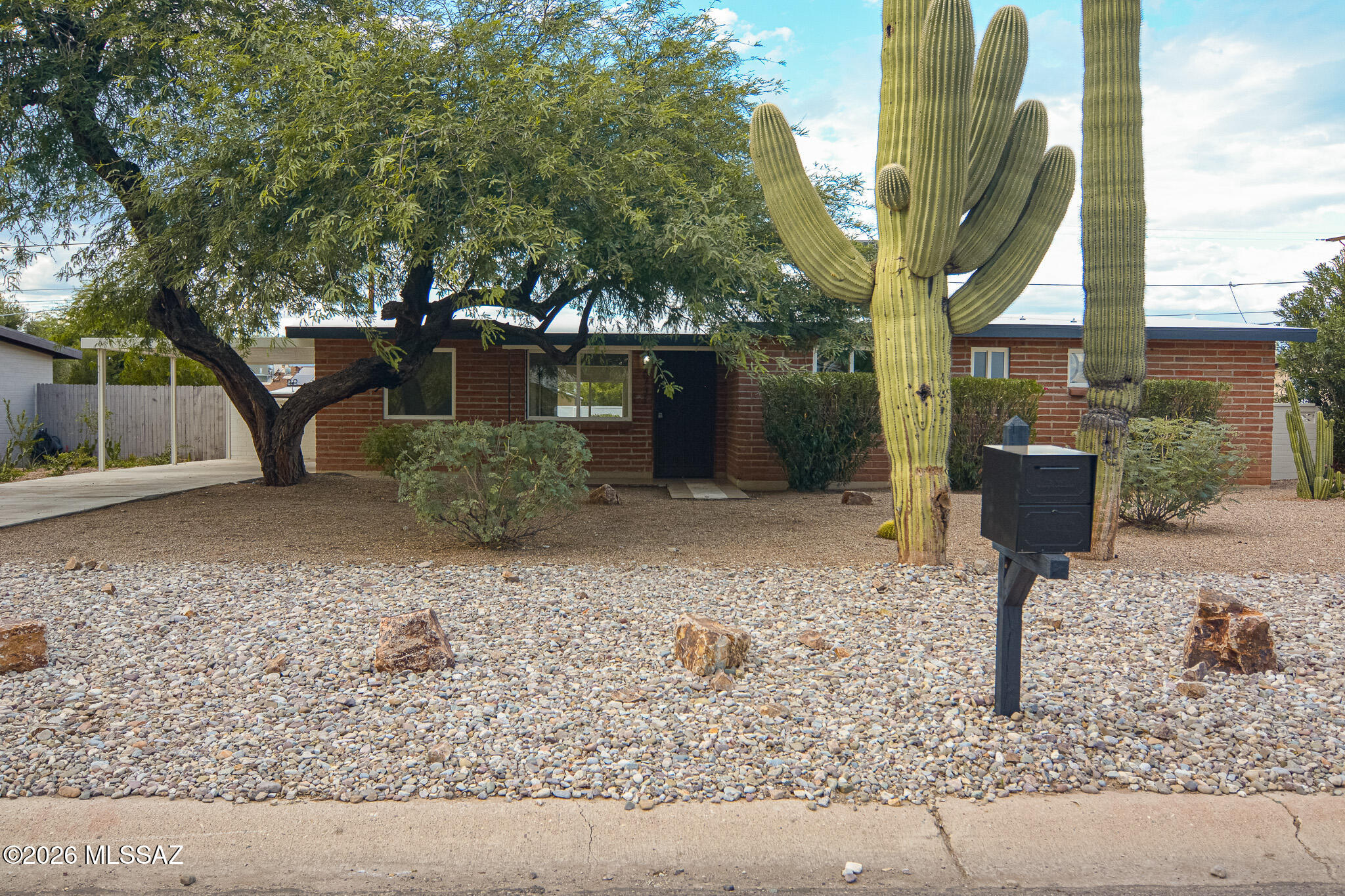 6731 E Kenyon Drive — photo