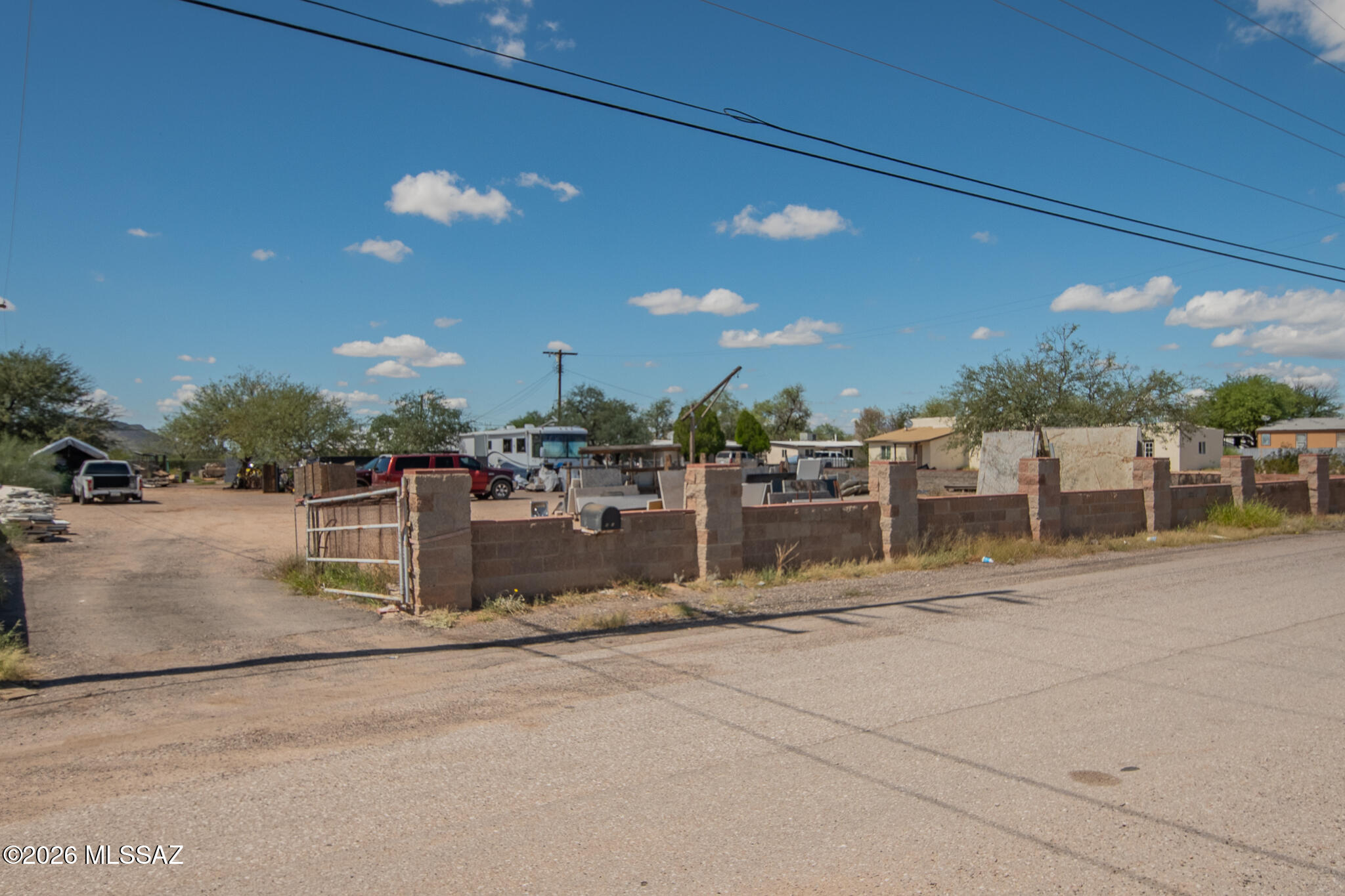 8840 S Nogales Highway — photo