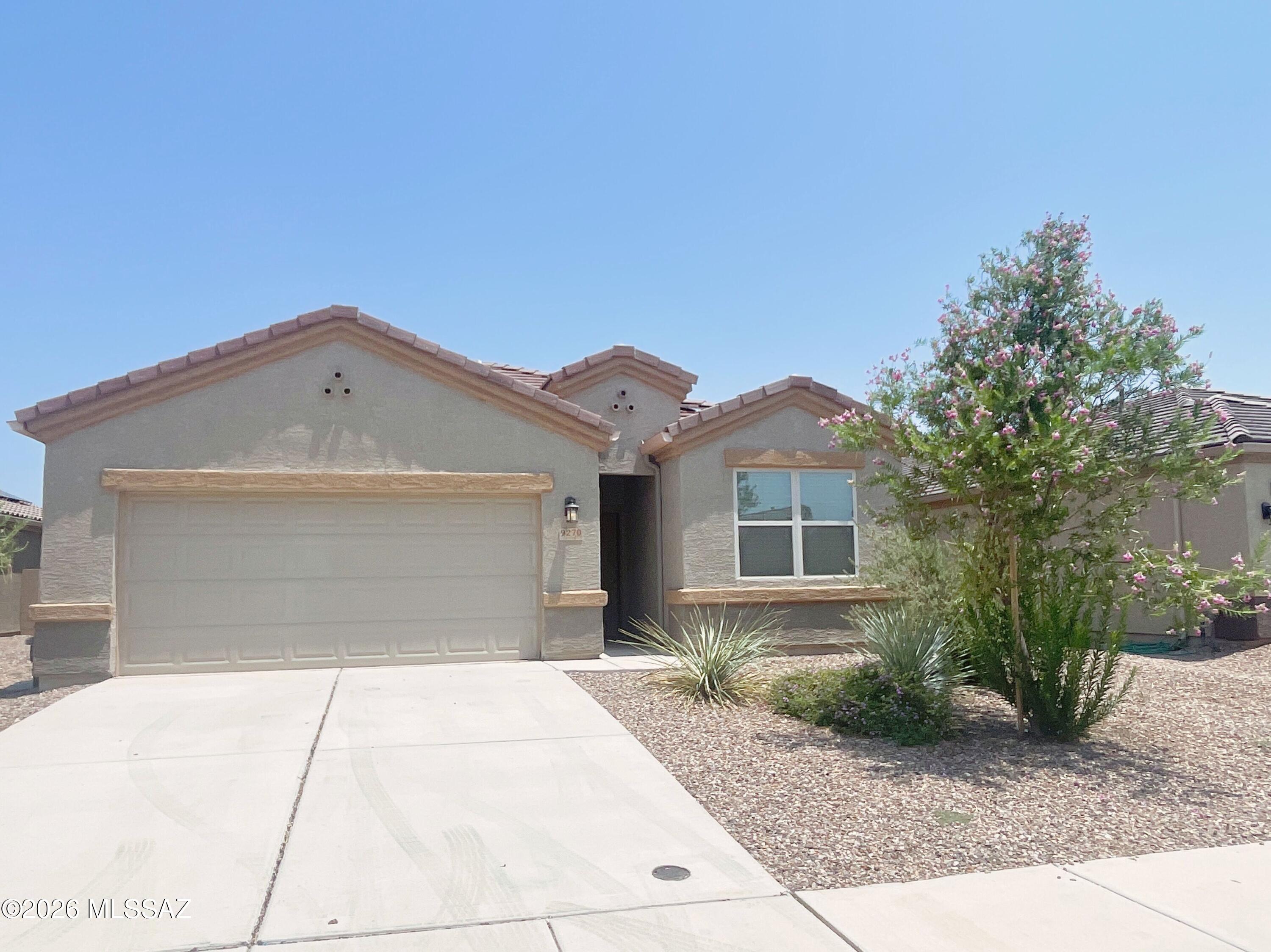 9270 W Trotting Wolf Trail — photo