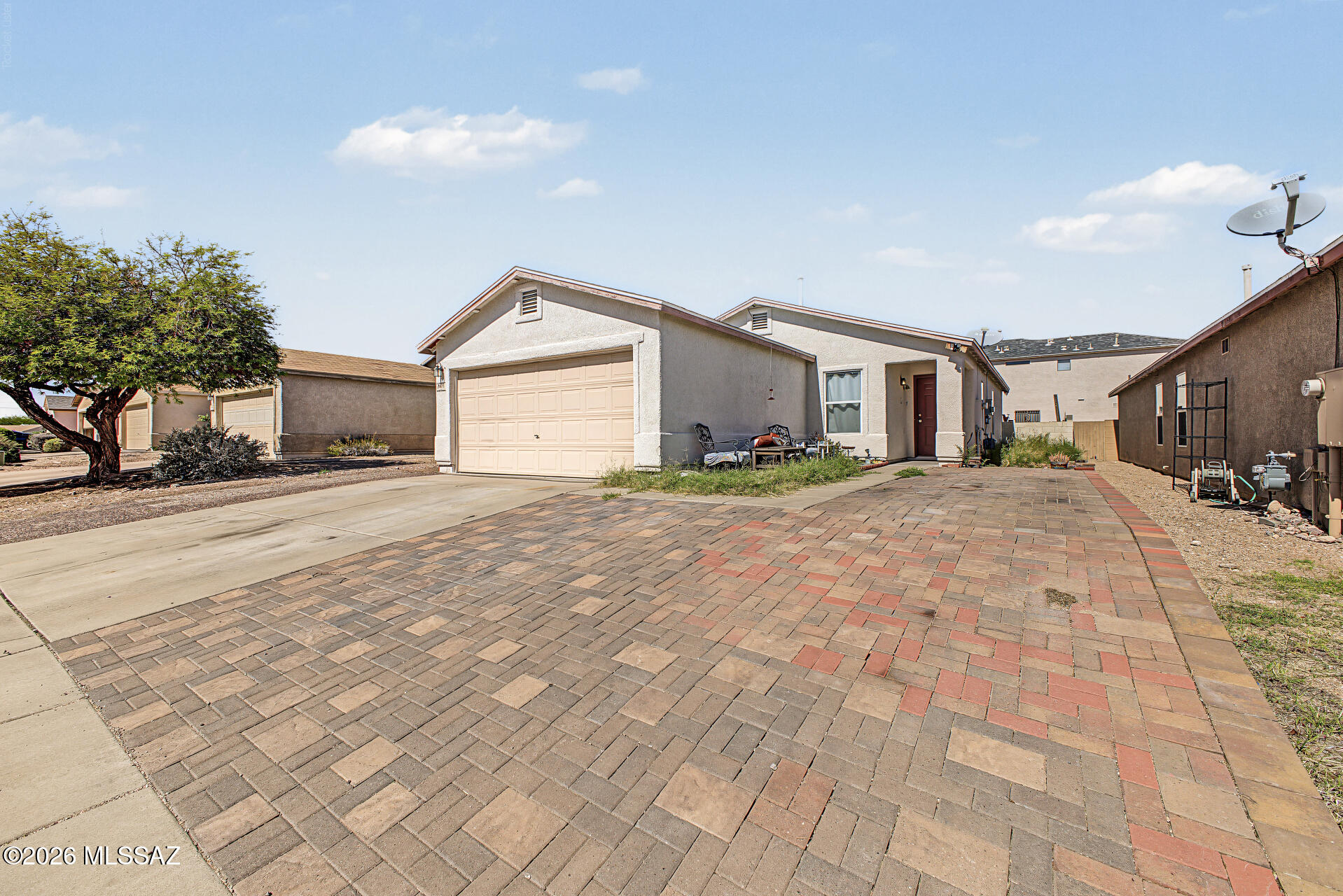 7471 S Nevil Drive — photo