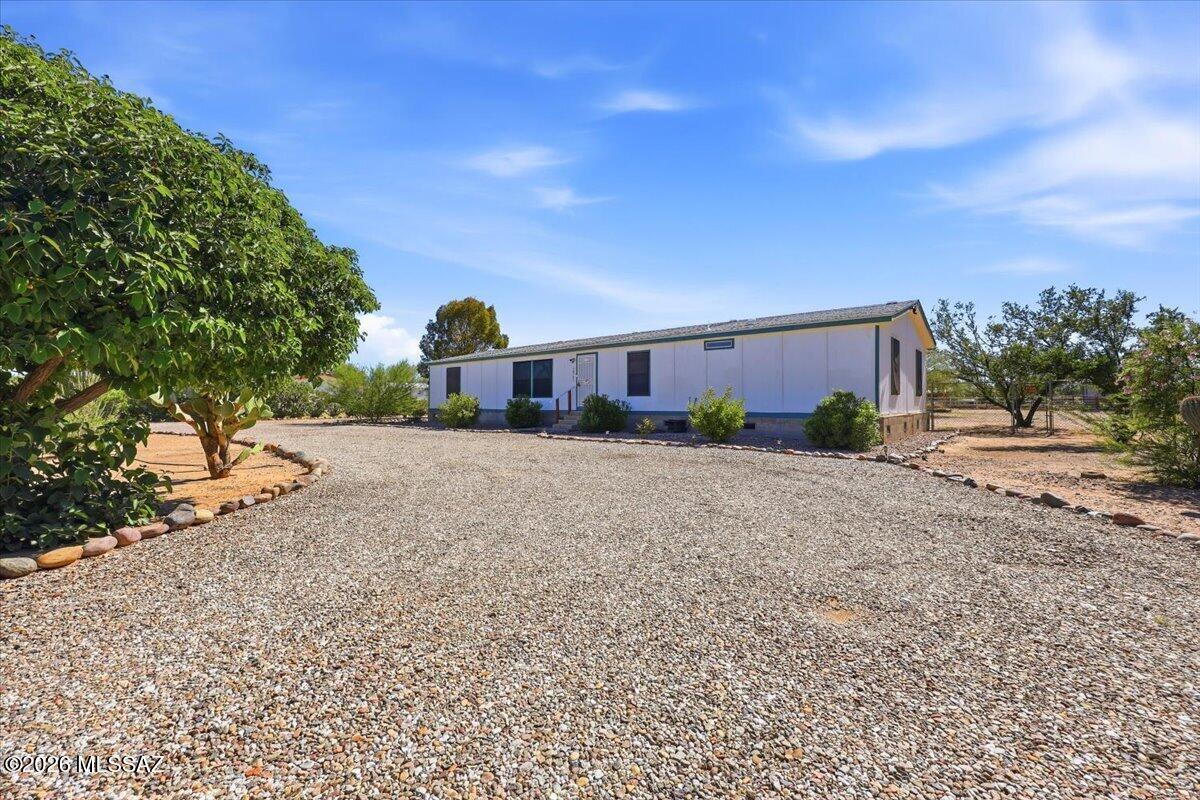 16701 W Whitewing Way — photo