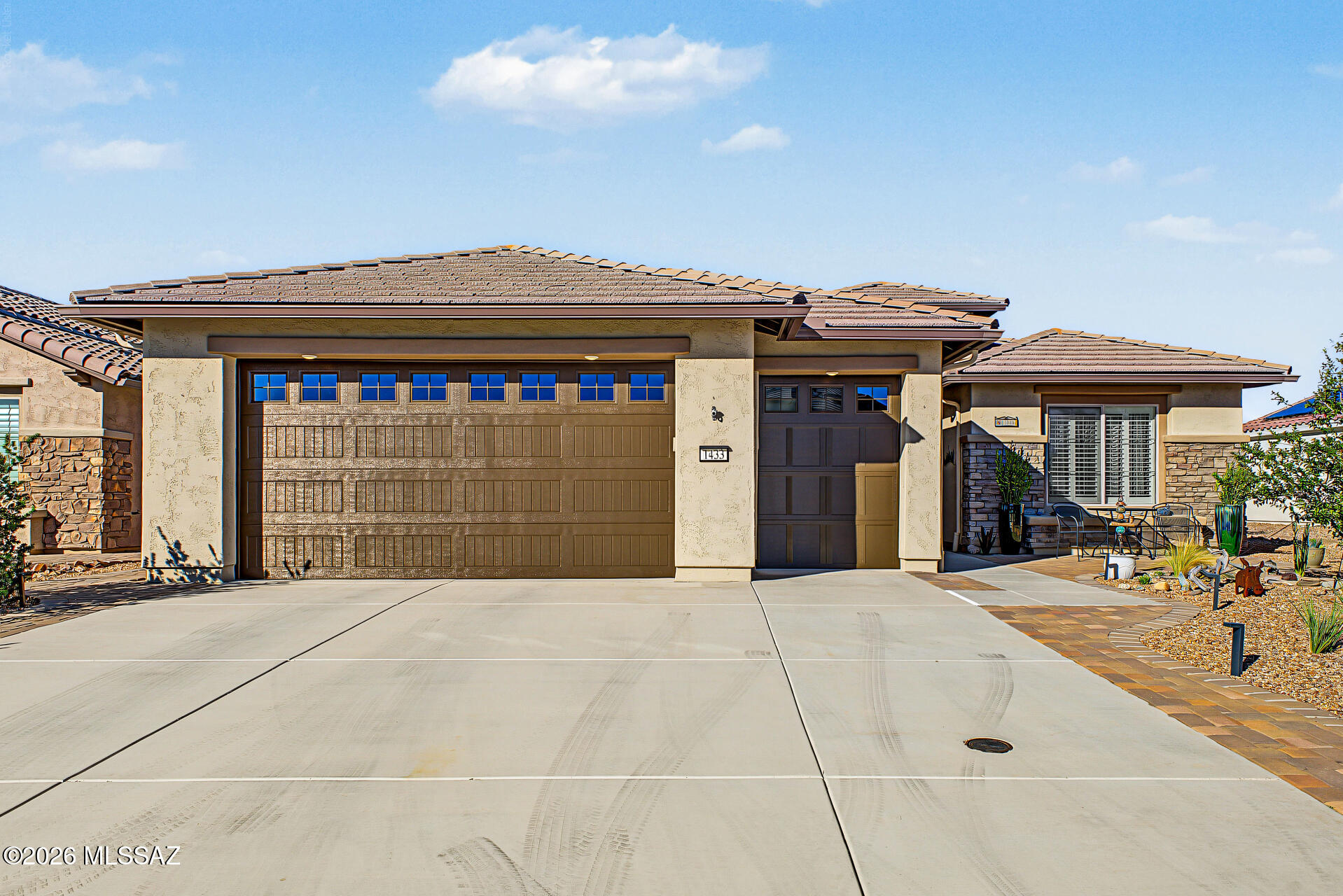 1433 E Claystone Drive — photo
