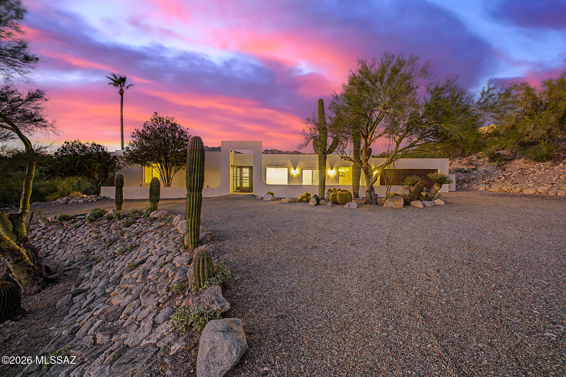 5805 E Paseo San Valentine — photo