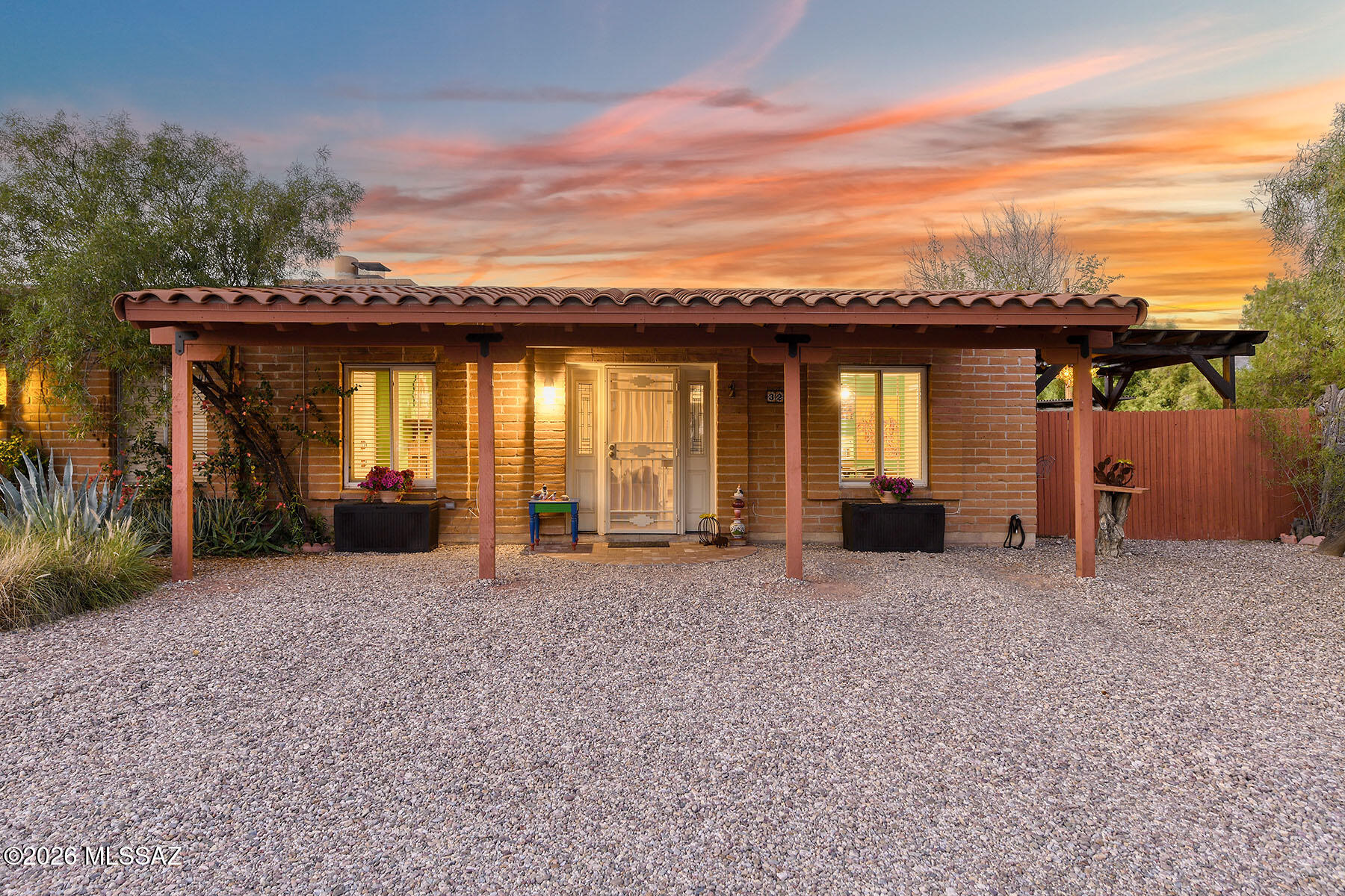 3935 N Country Club Road Unit 32B — photo
