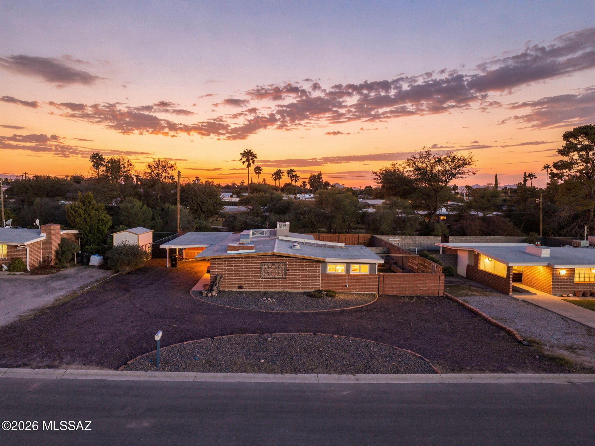 1618 S Avenida Planeta — photo