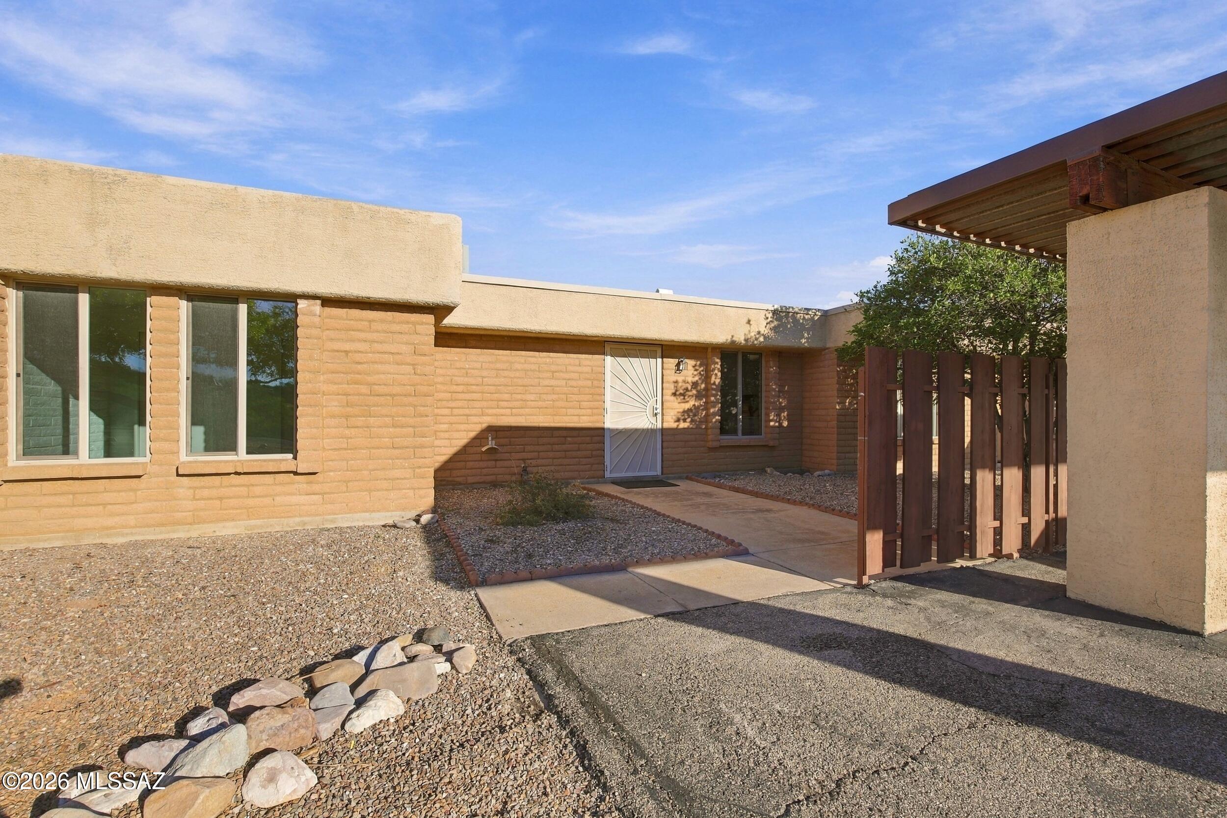 7714 E Kenyon Drive — photo