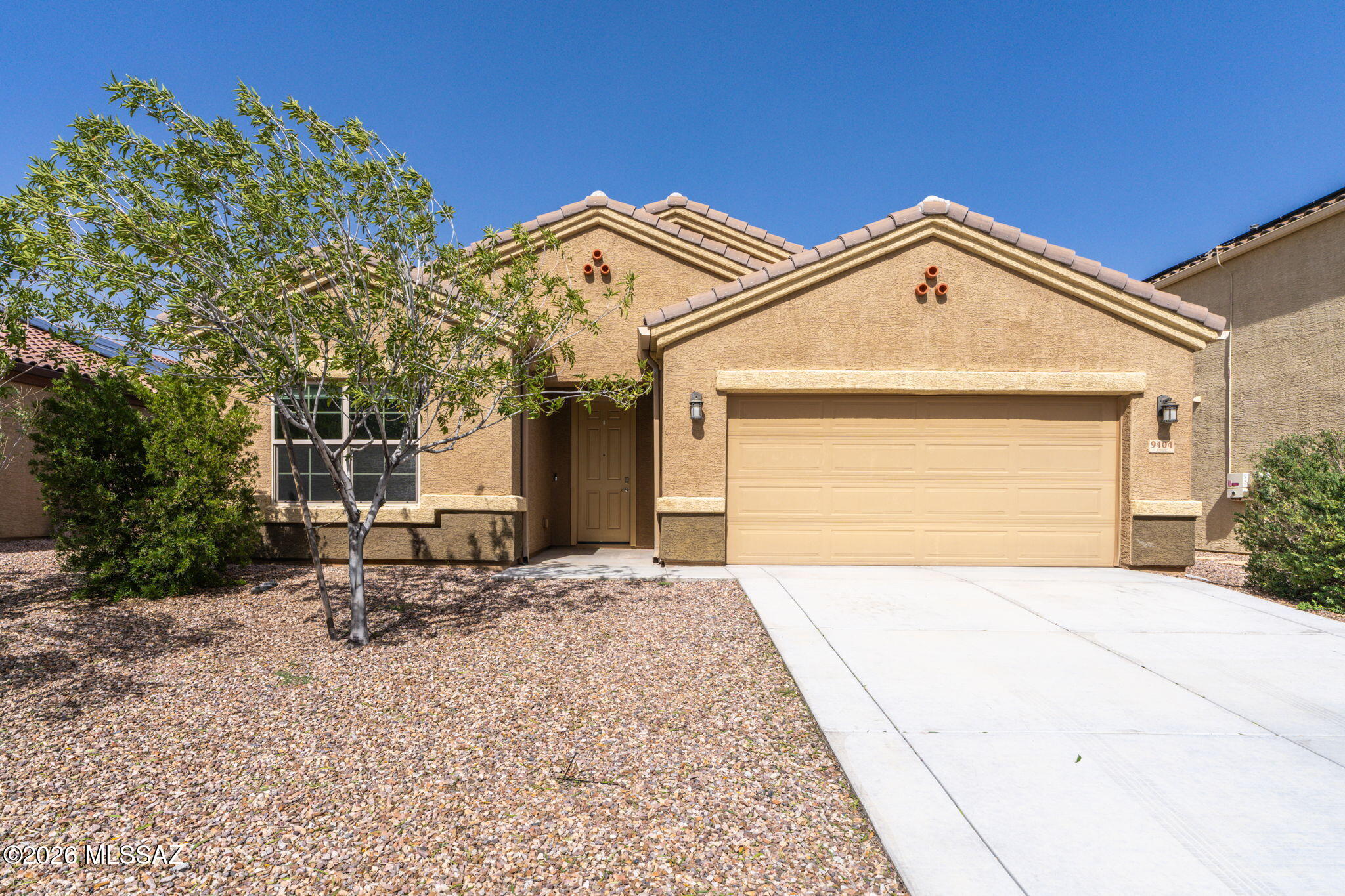 9404 W Gambel Oak Lane — photo