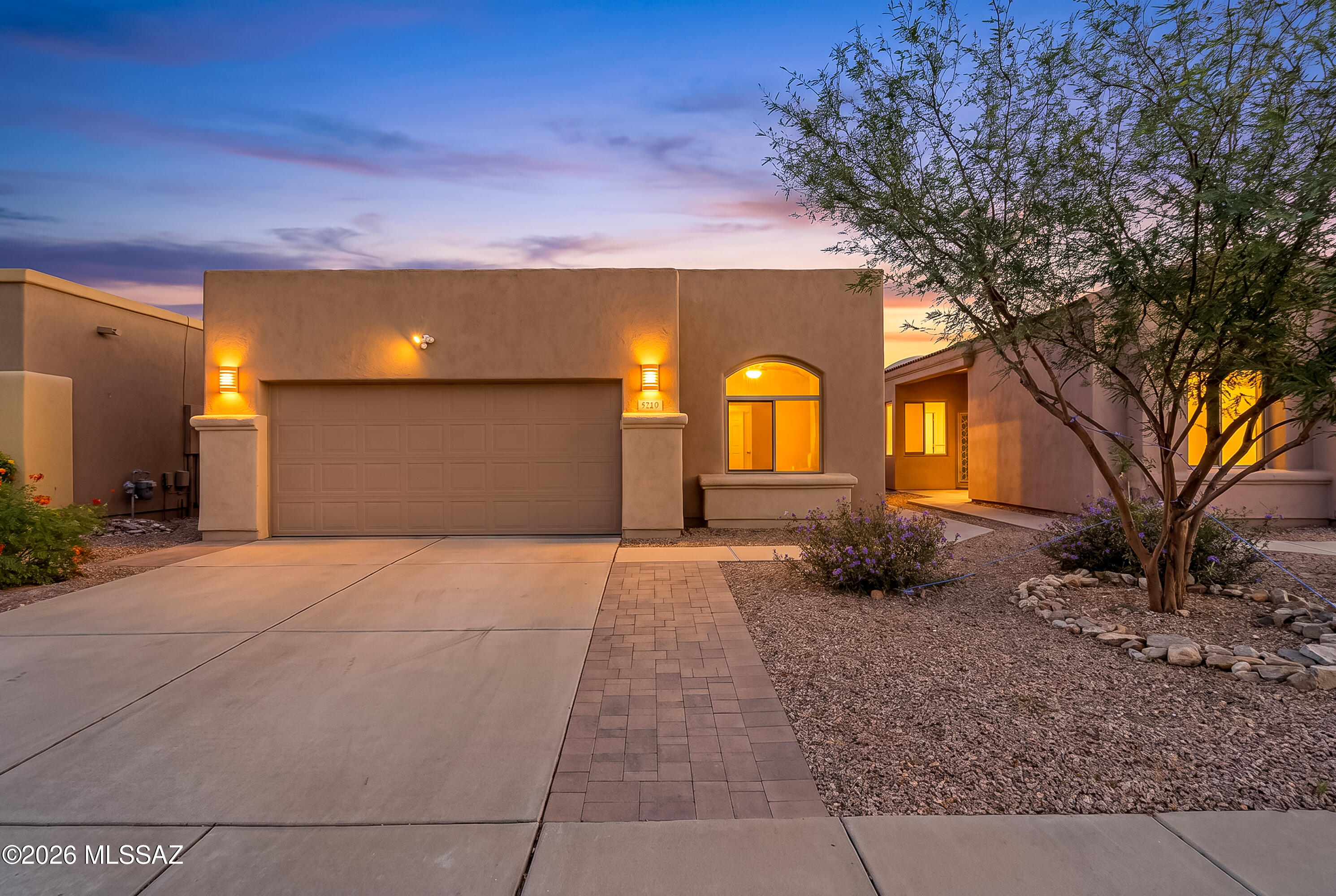 5521 N Silver Stream Way — photo