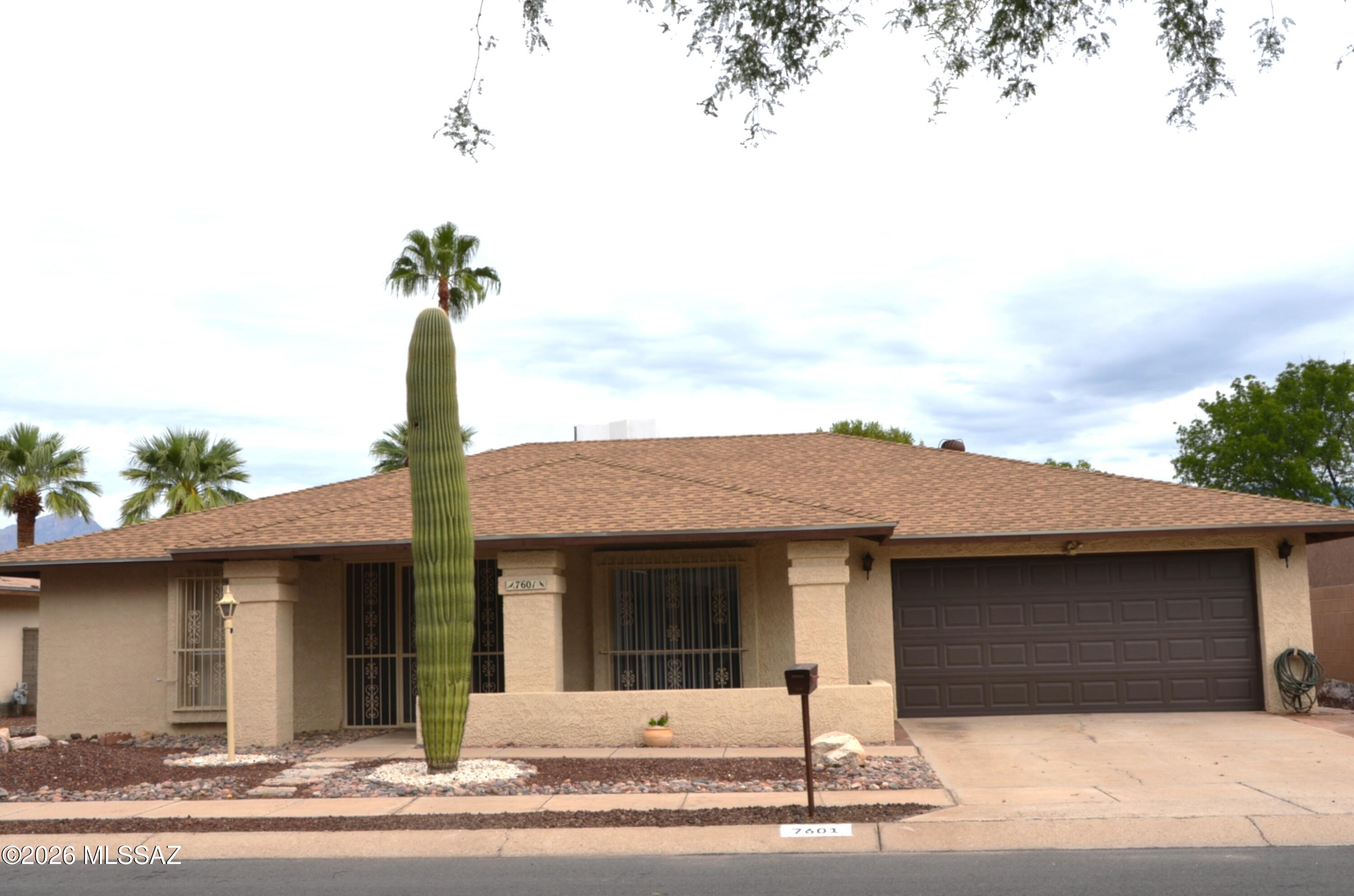 7601 E Rio Verde Drive — photo