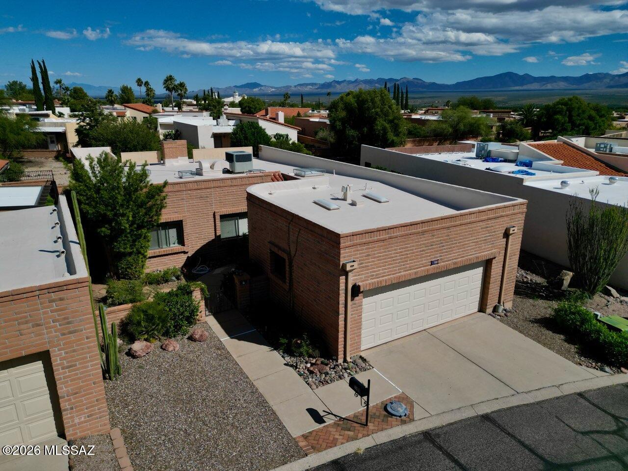 1706 W Retorno De Manana — photo
