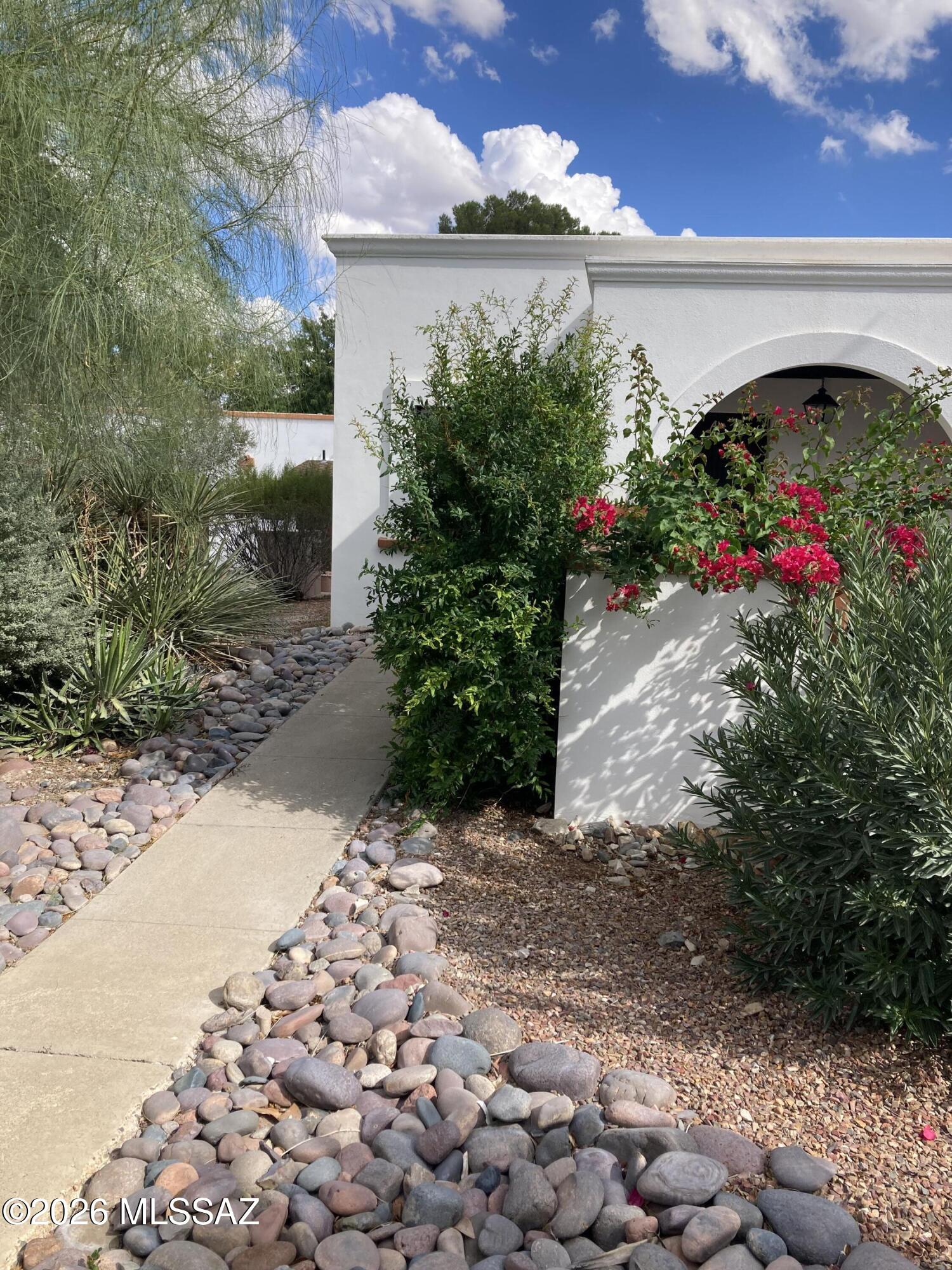 145 S Paseo Sarta Unit a — photo