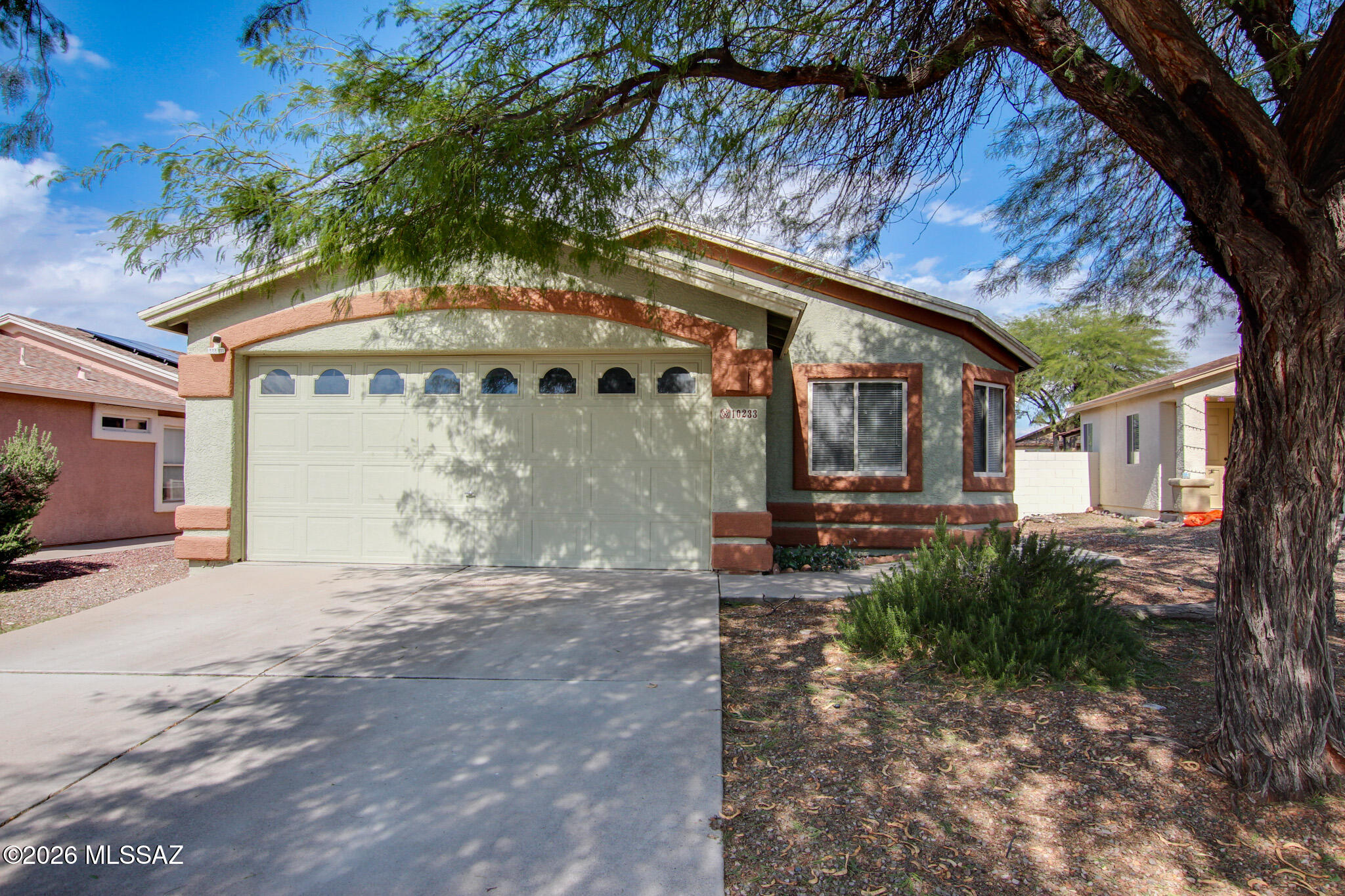 10233 E Desert Mesa Drive — photo