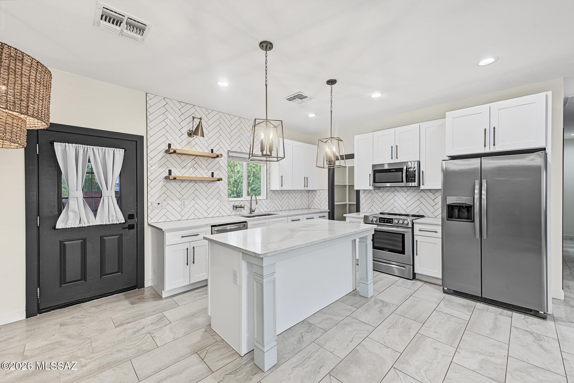 9109 N Shannon Road — photo
