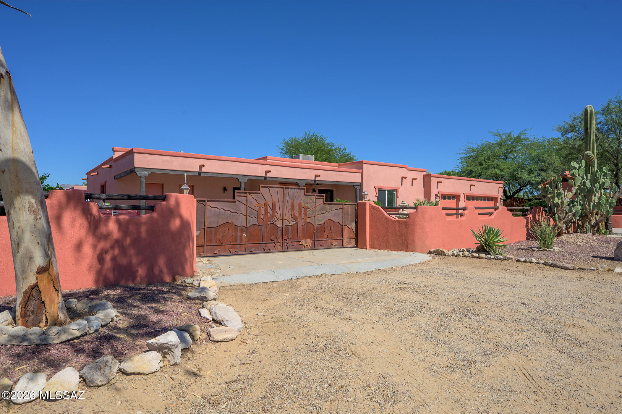 9060 W Edmond Street — photo