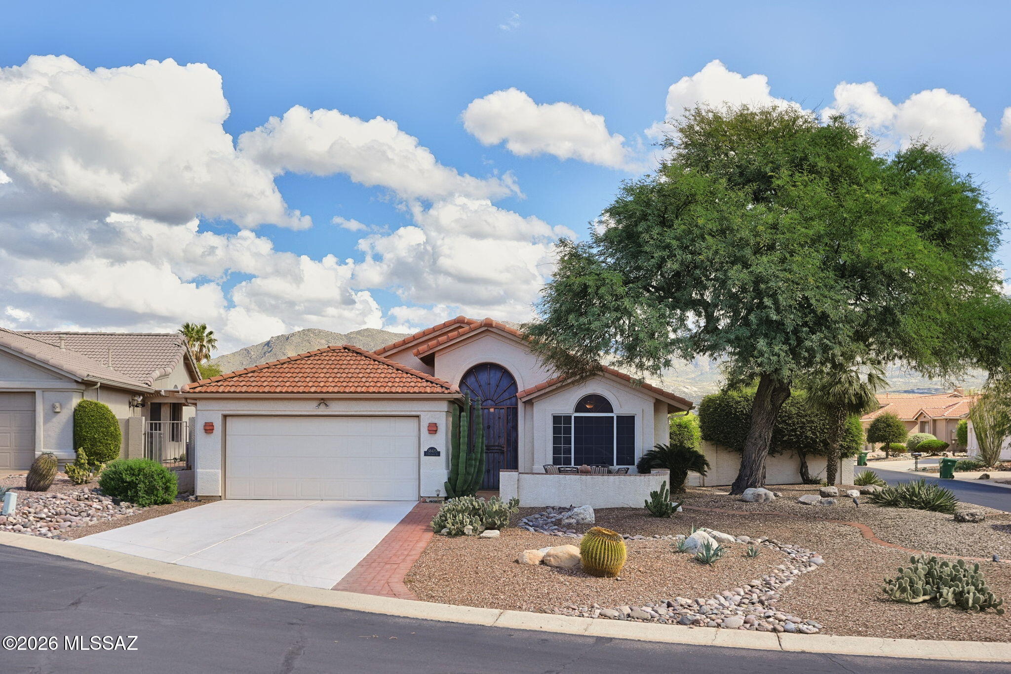 38475 S Bellrock Court — photo