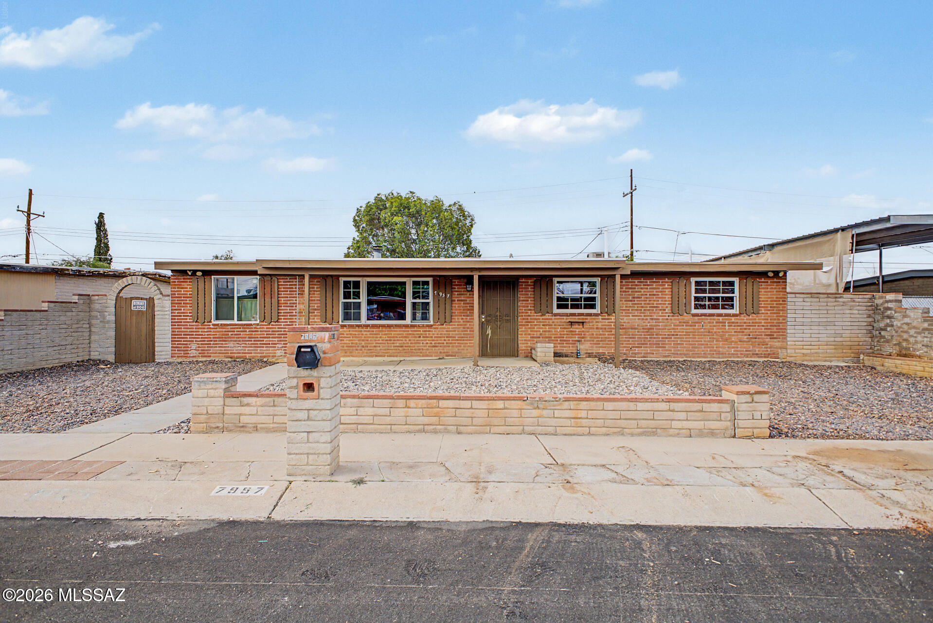 7957 E Nicaragua Drive — photo