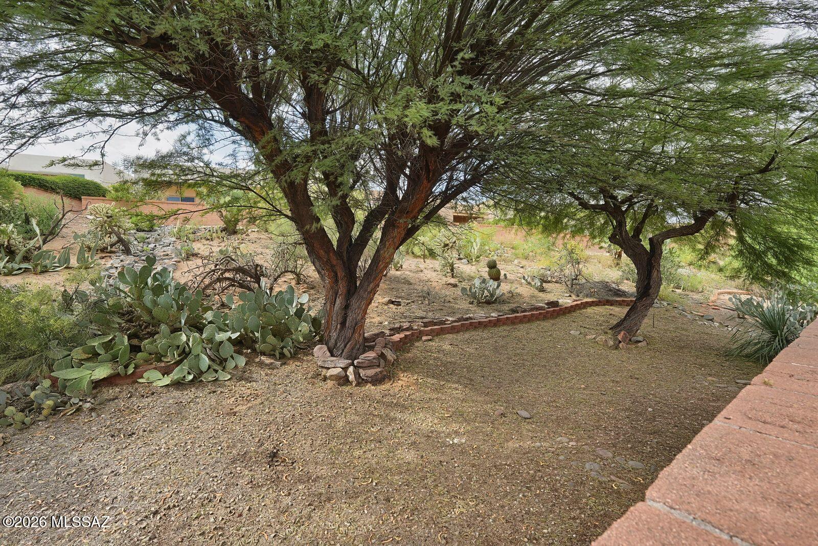 2408 S Cliff Drive — photo