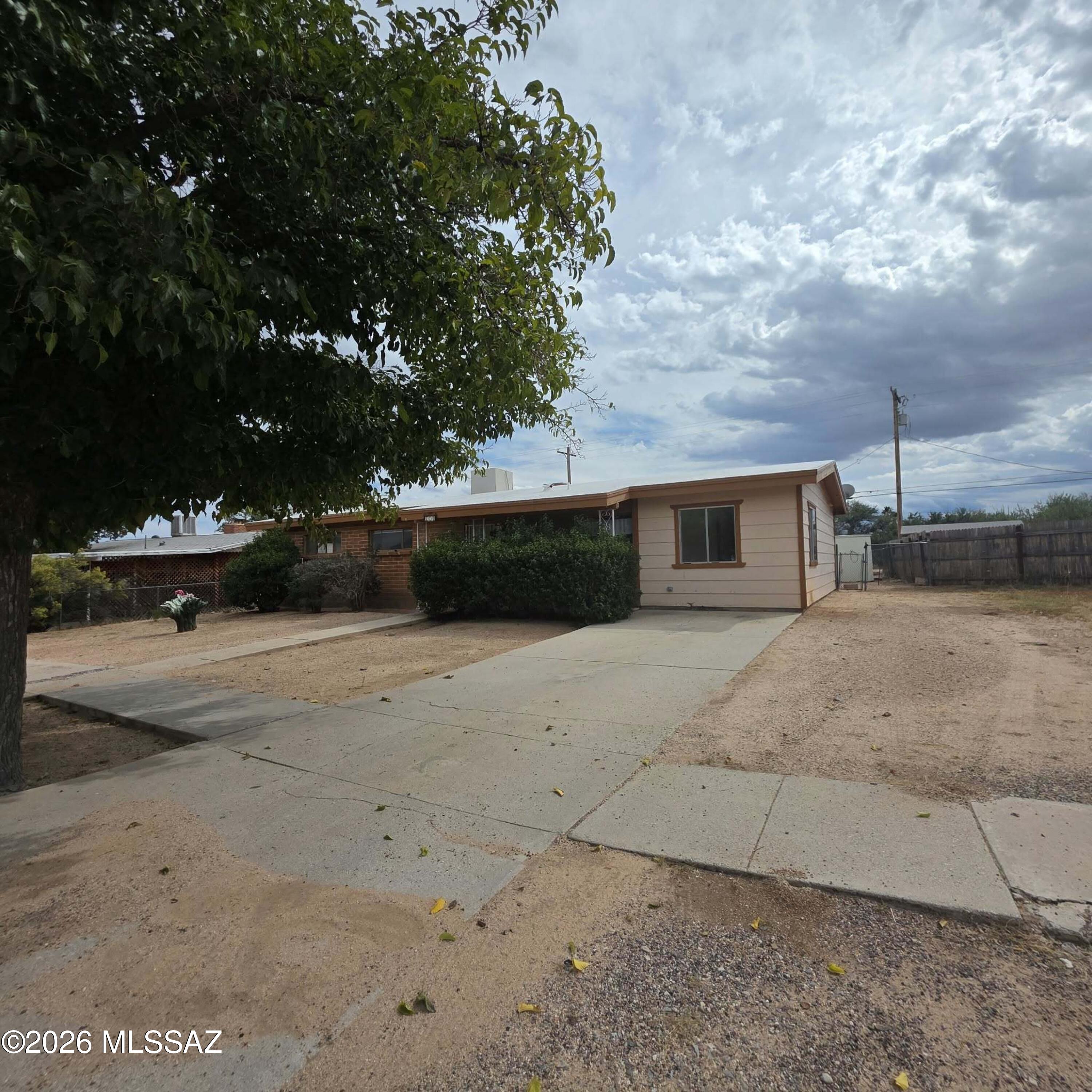 610 E Post Road, Benson, AZ 85602 — photo 2