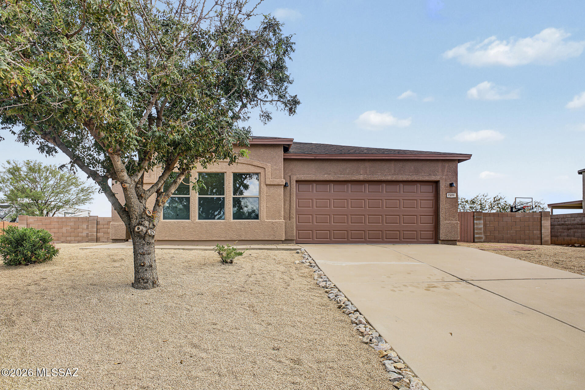 7205 S Peaceful Valley Drive — photo