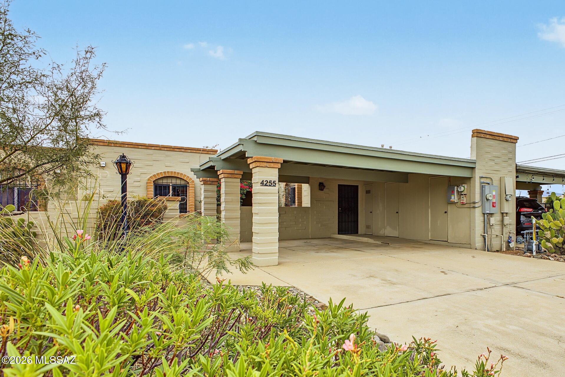 4255 E La Cienega Drive — photo