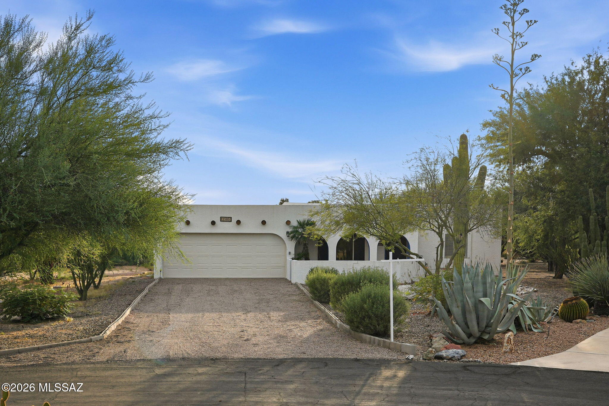 1505 N Paseo Del Cervato — photo