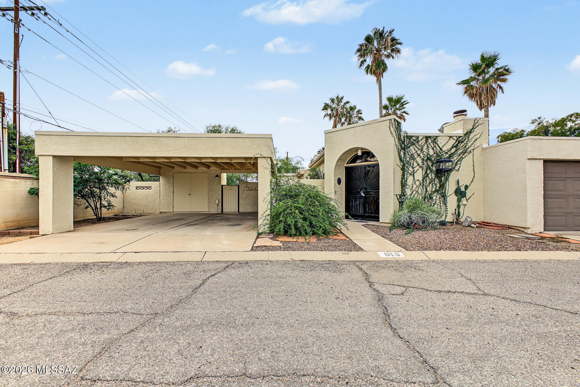 618 N Hayden Drive — photo