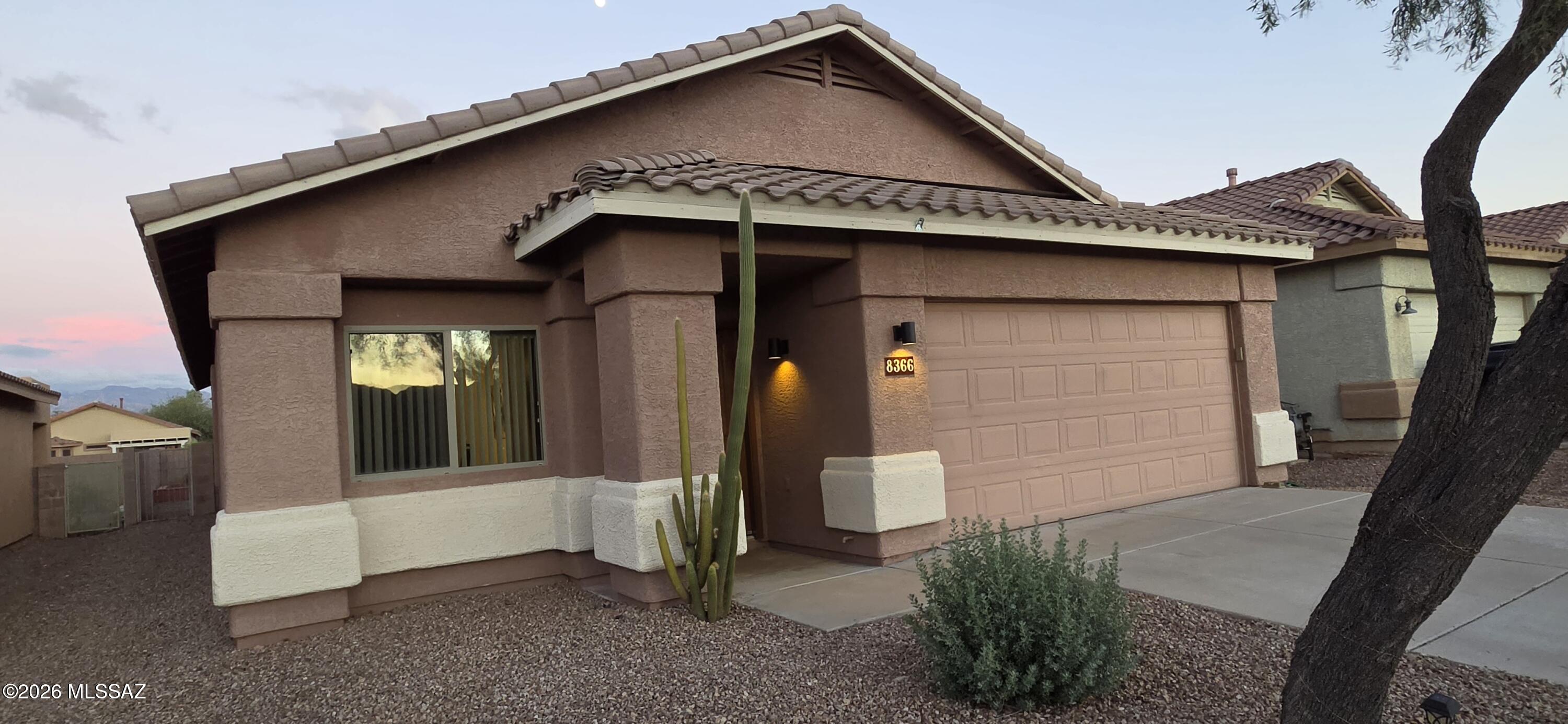 8366 N Sand Dune Place — photo