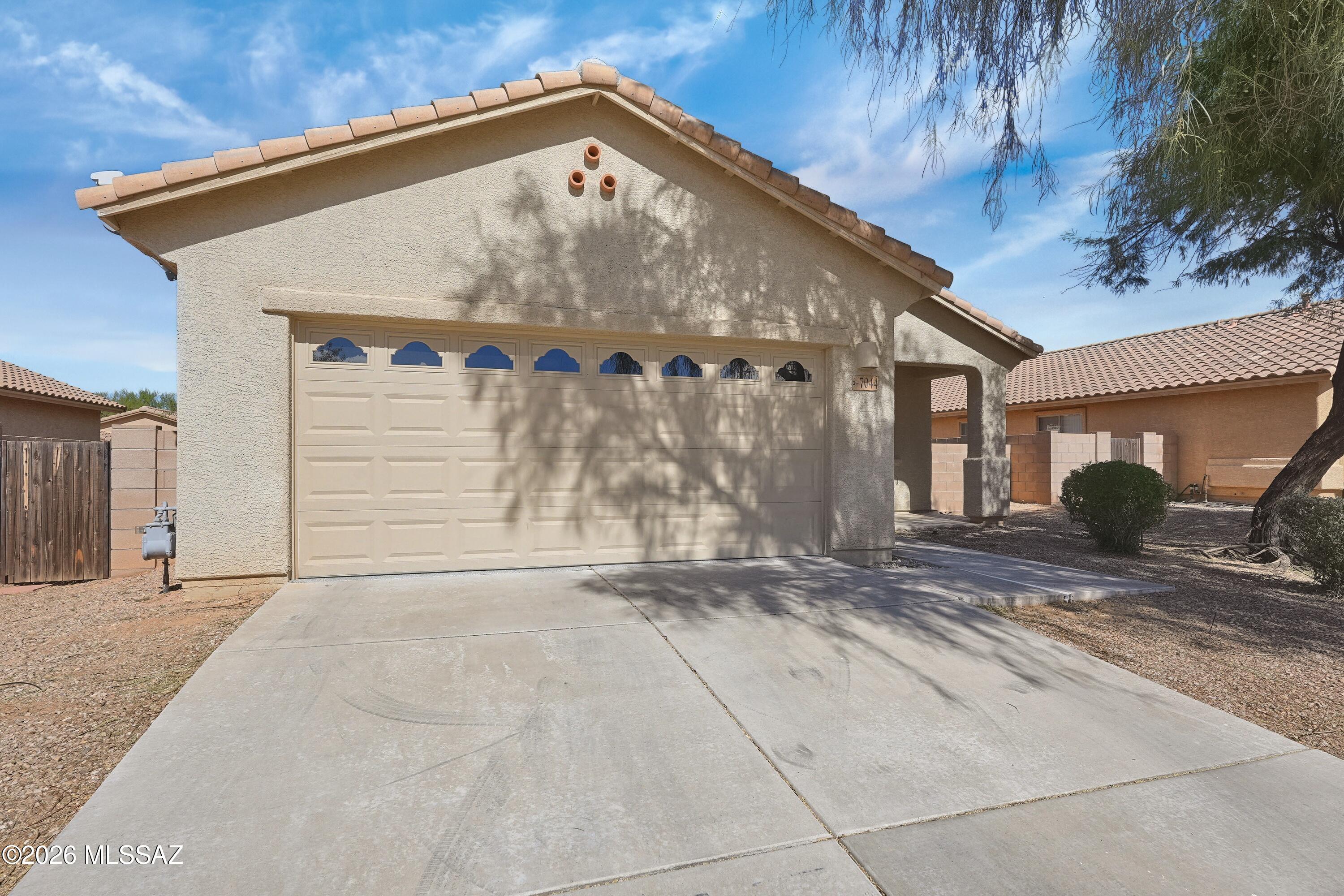 7044 W Festival Way — photo