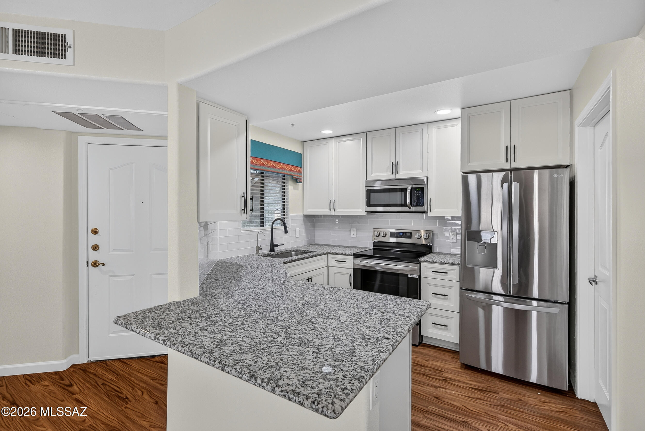 5751 N Kolb Road Unit 18102 — photo