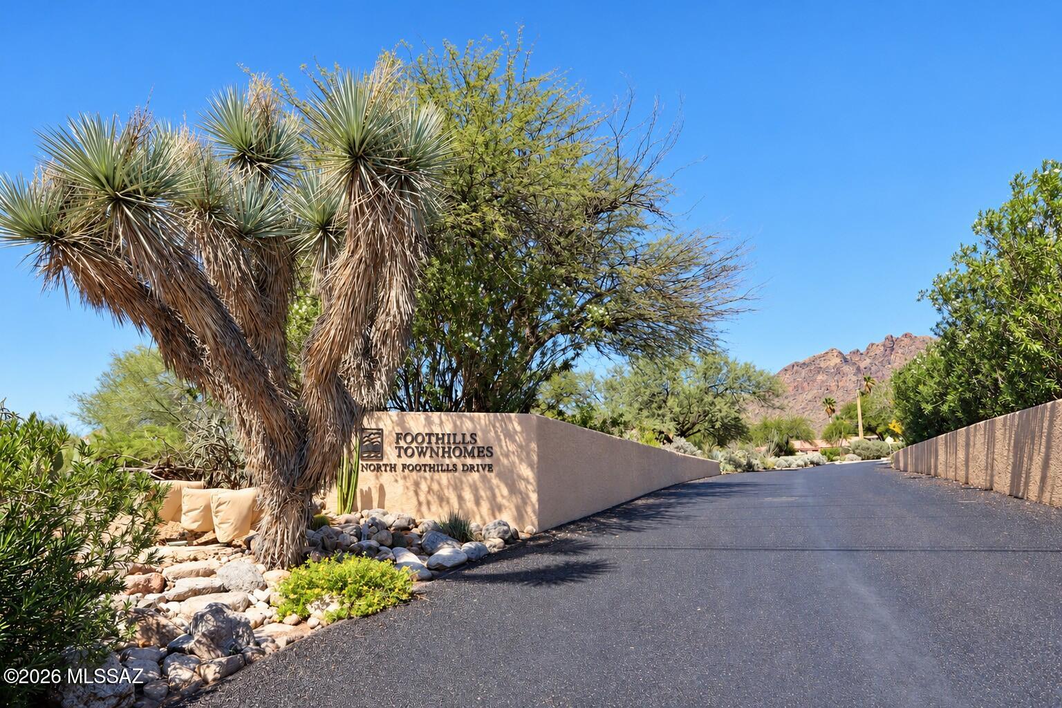 6427 N Foothills Drive — photo