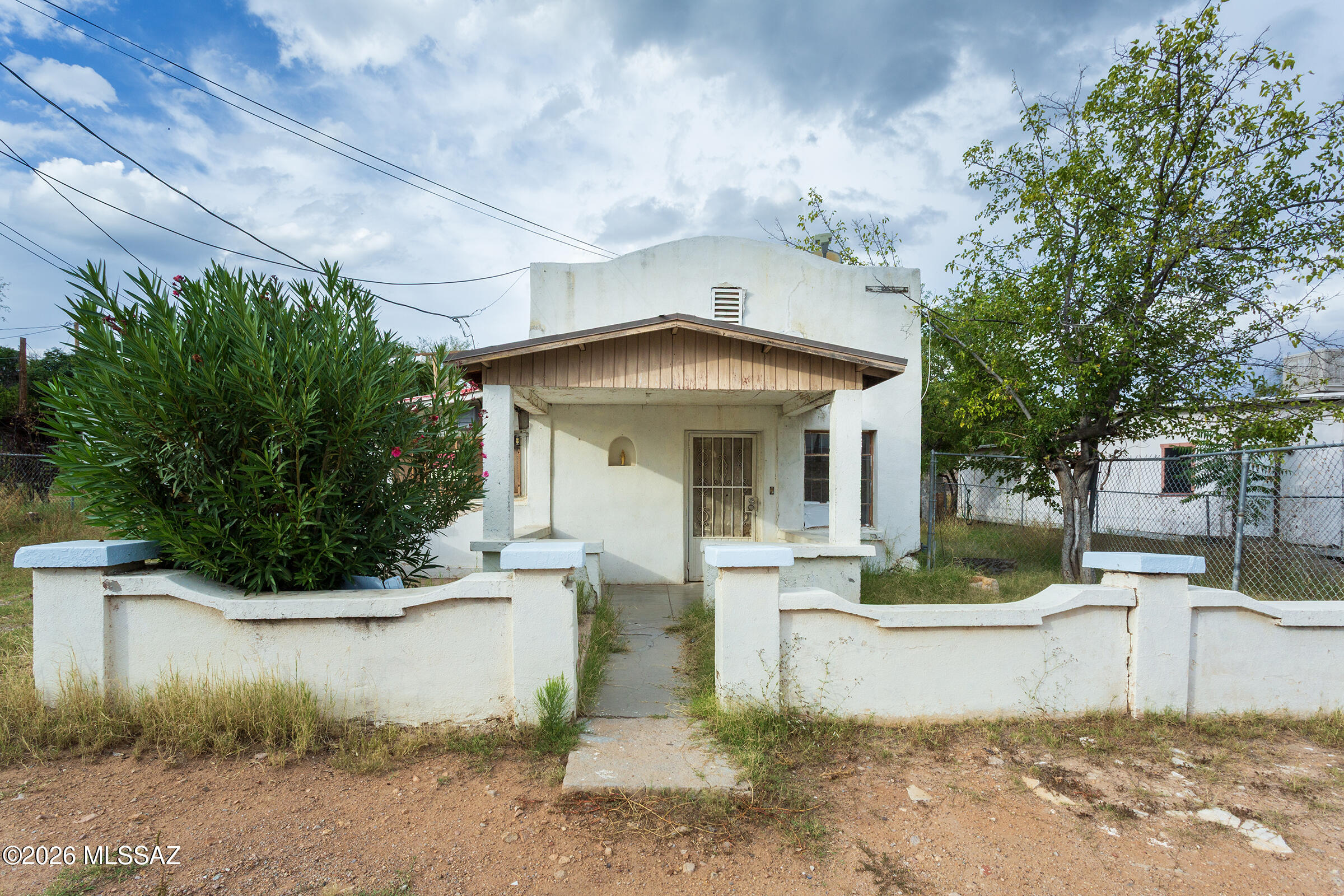 328 W Kino Street — photo