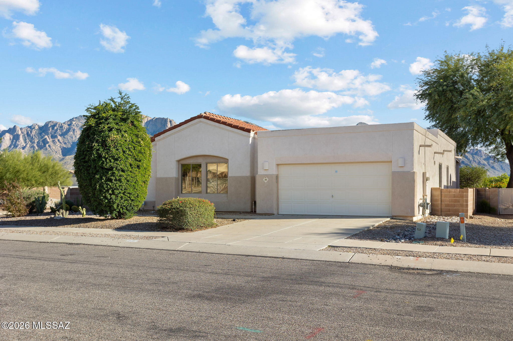 385 W Ridge Peak Road — photo
