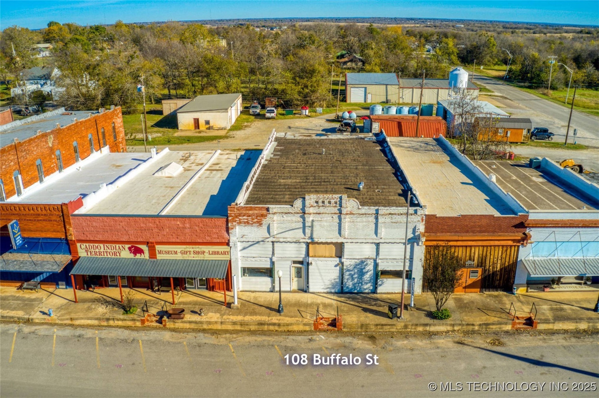 108 Buffalo — photo