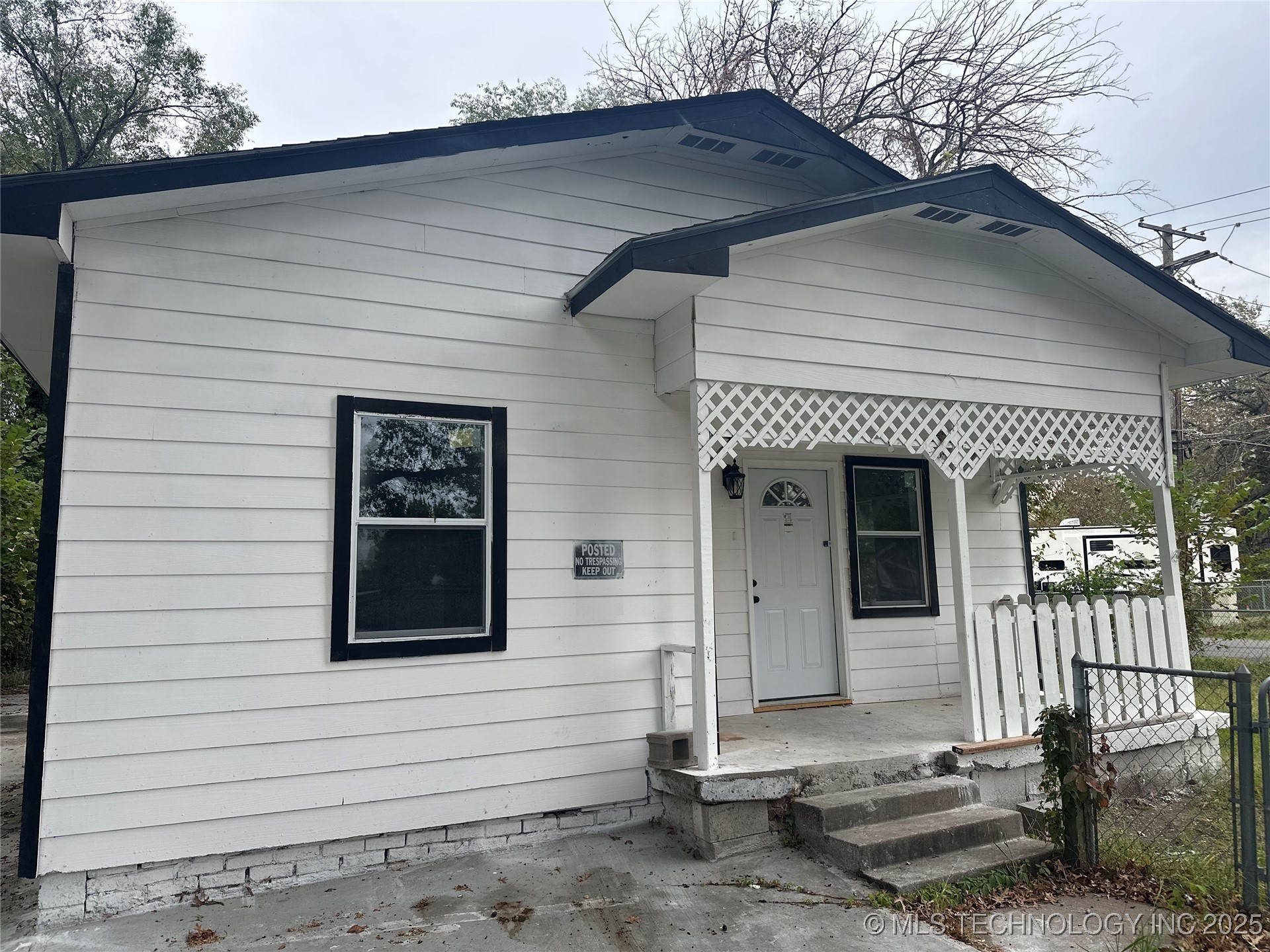 1402 Cherry Street — photo