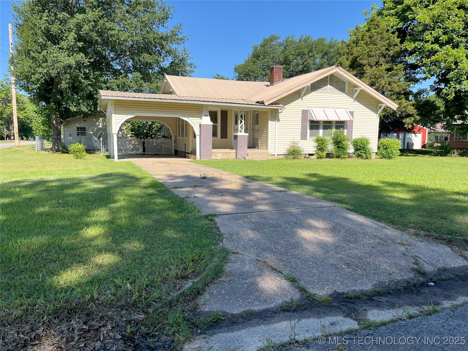 701 NW 3rd Street — photo
