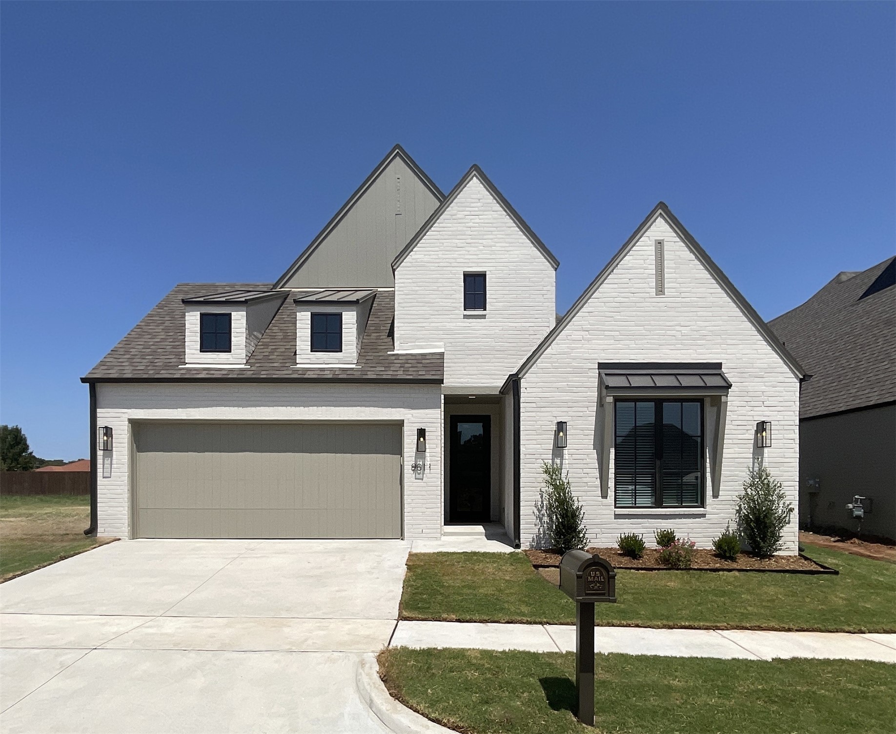 9011 E 62nd Place S — photo
