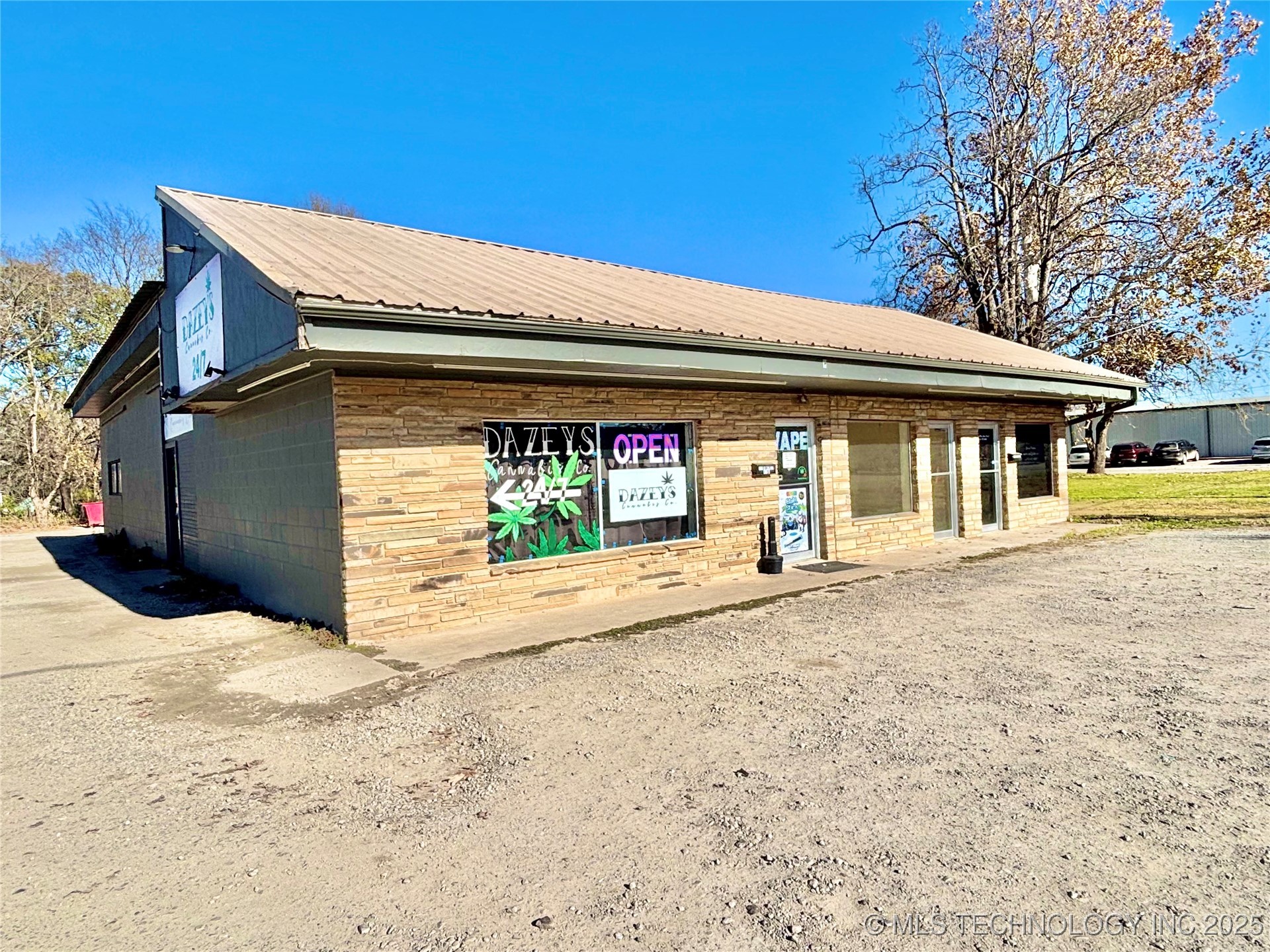 809 E Main, Stigler, OK 74462 — photo 3