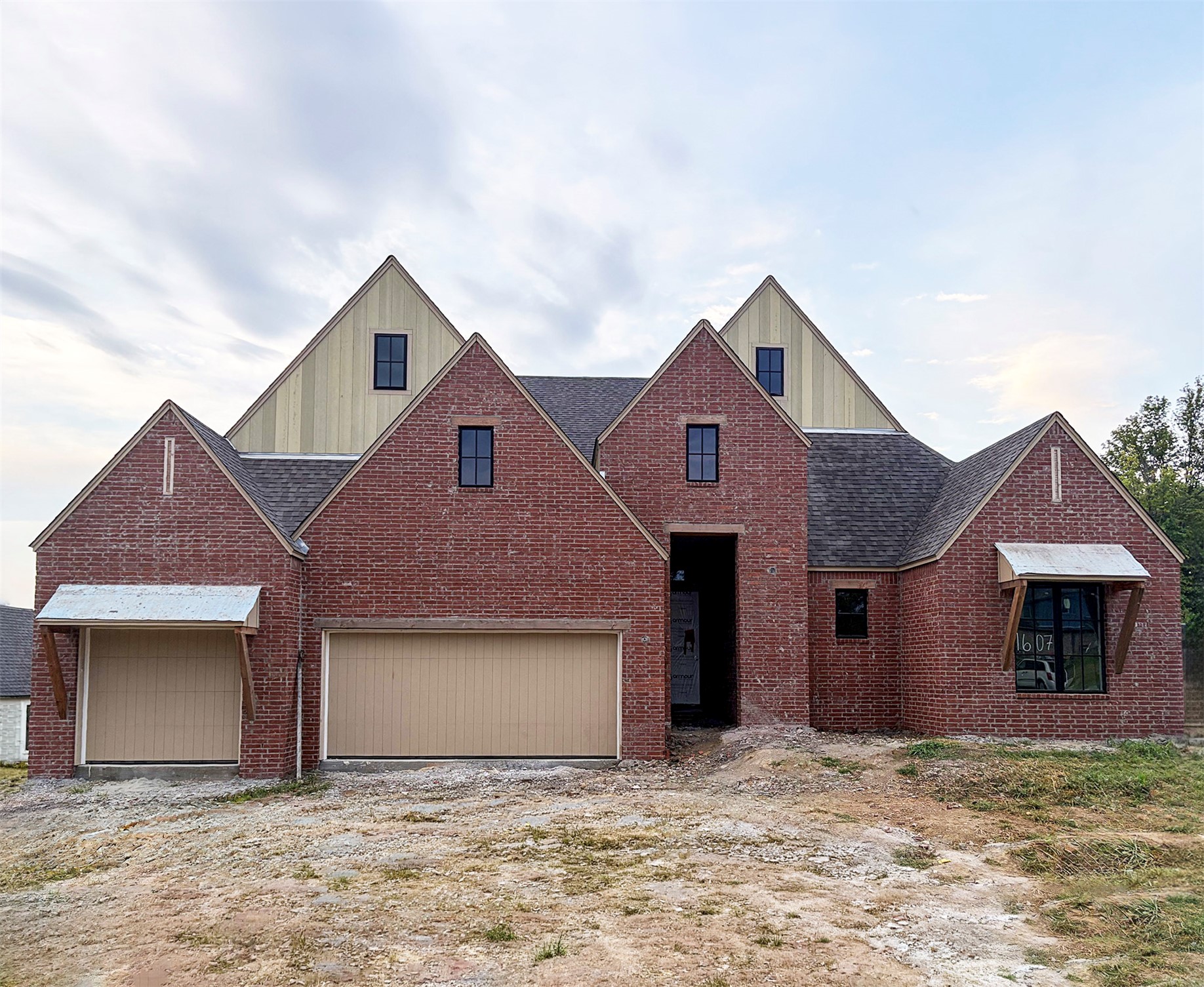 1607 Pinecrest Drive — photo