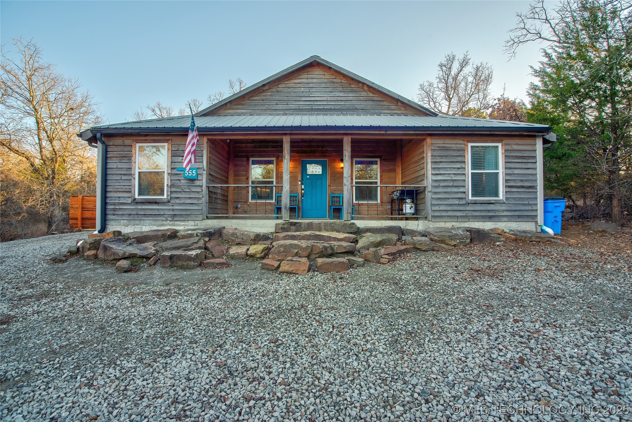 555 Williams Drive — photo