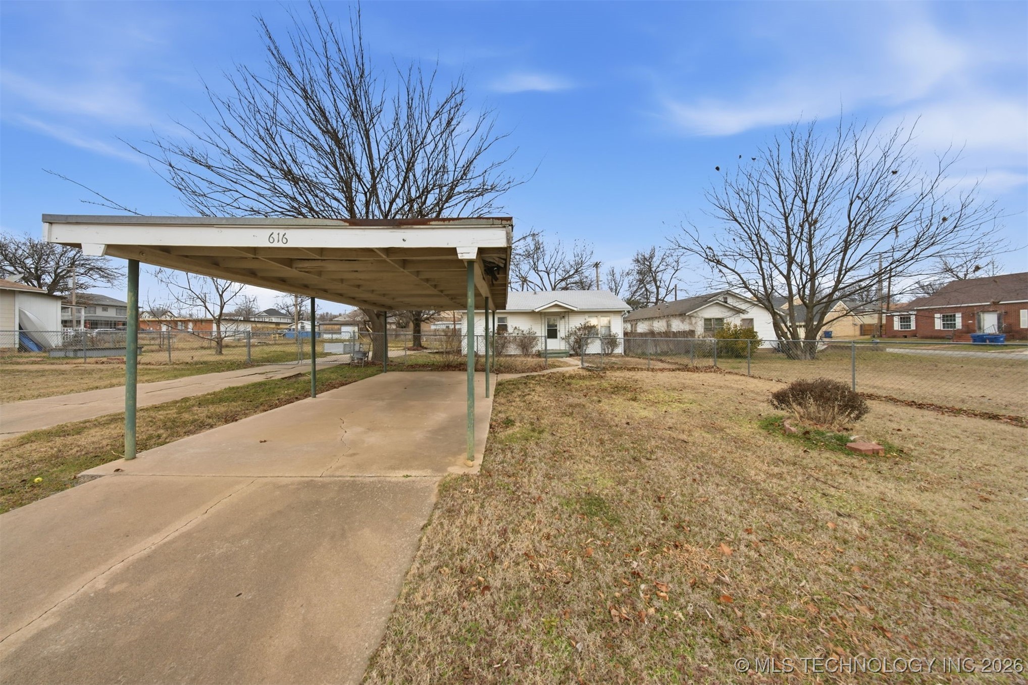 616 E Cherry Street, Cushing, OK 74023 — photo 2