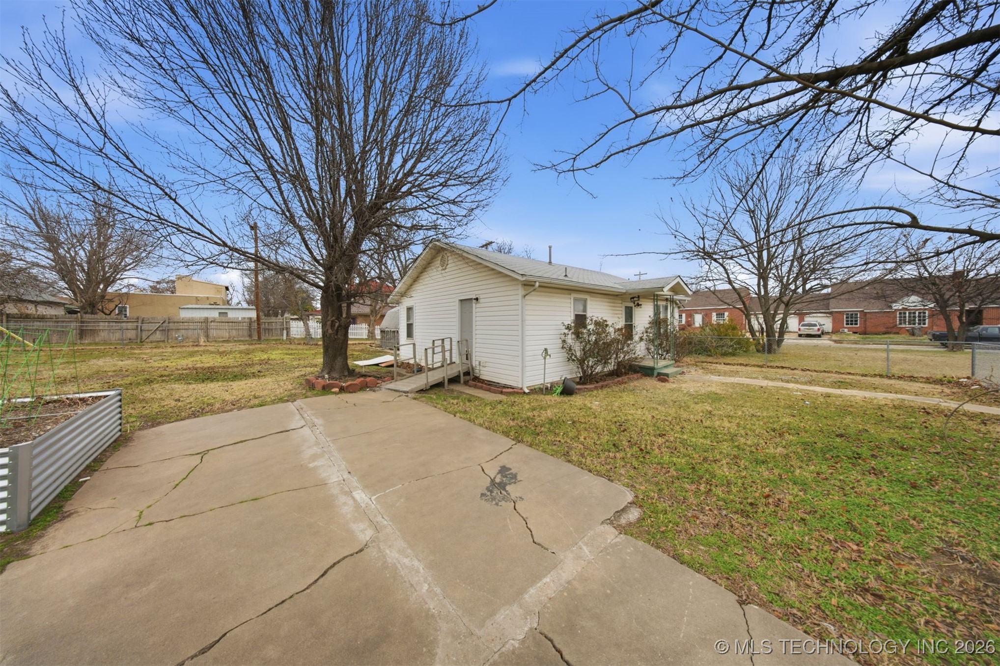 616 E Cherry Street, Cushing, OK 74023 — photo 3