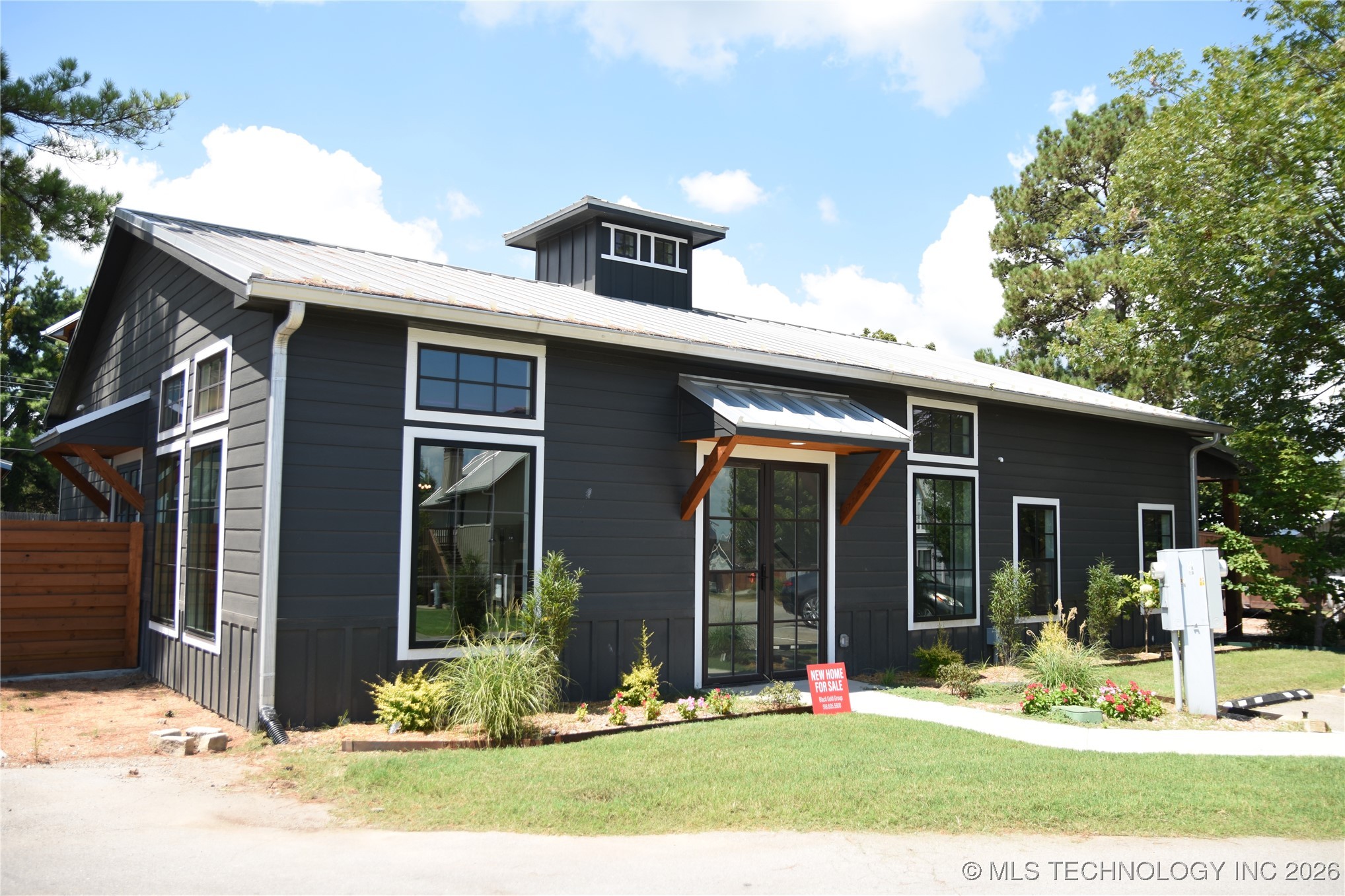 37094 S Cliff Crest Drive — photo