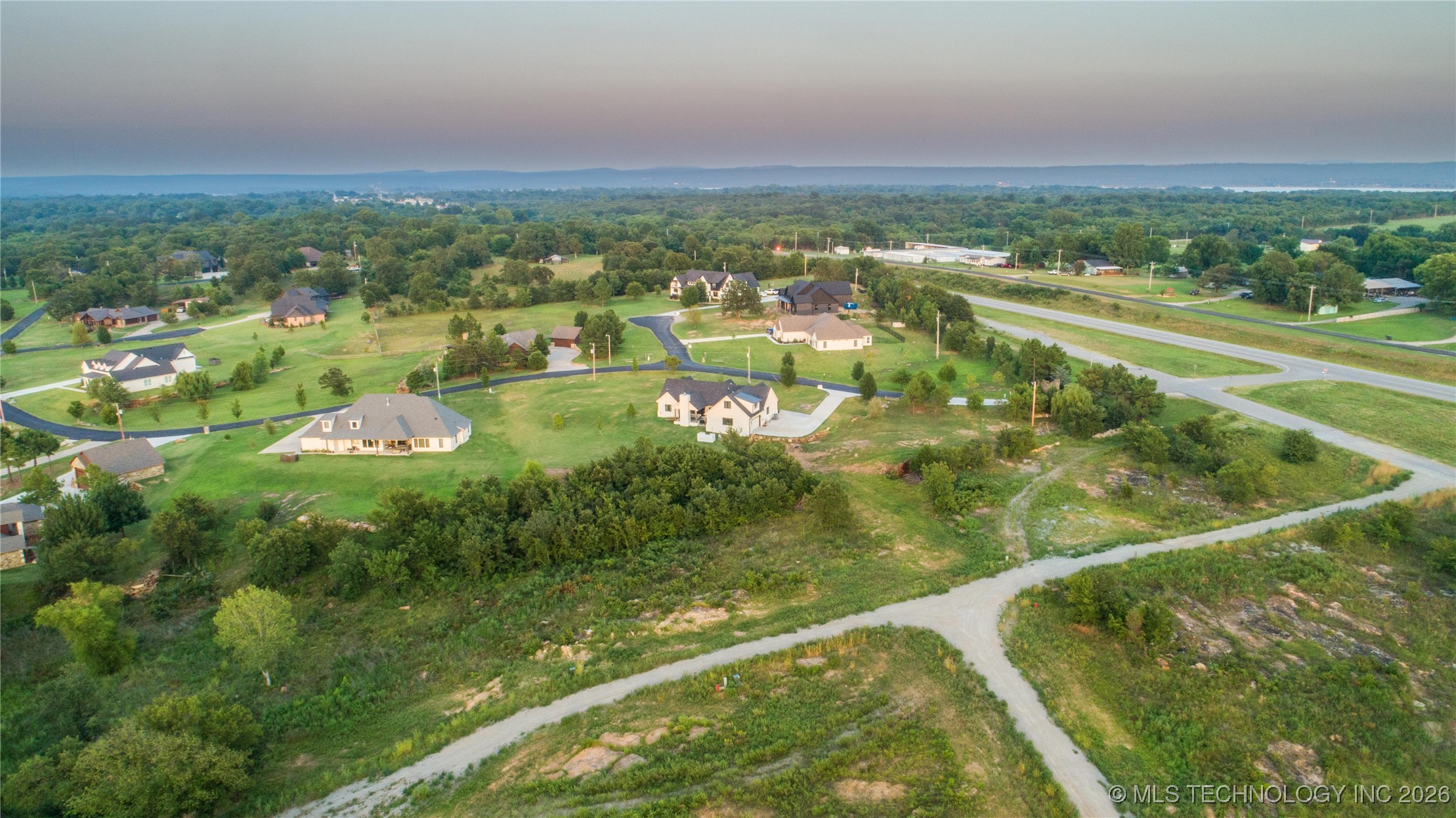 288 Channel Point, Canadian, OK 74432 — photo 3