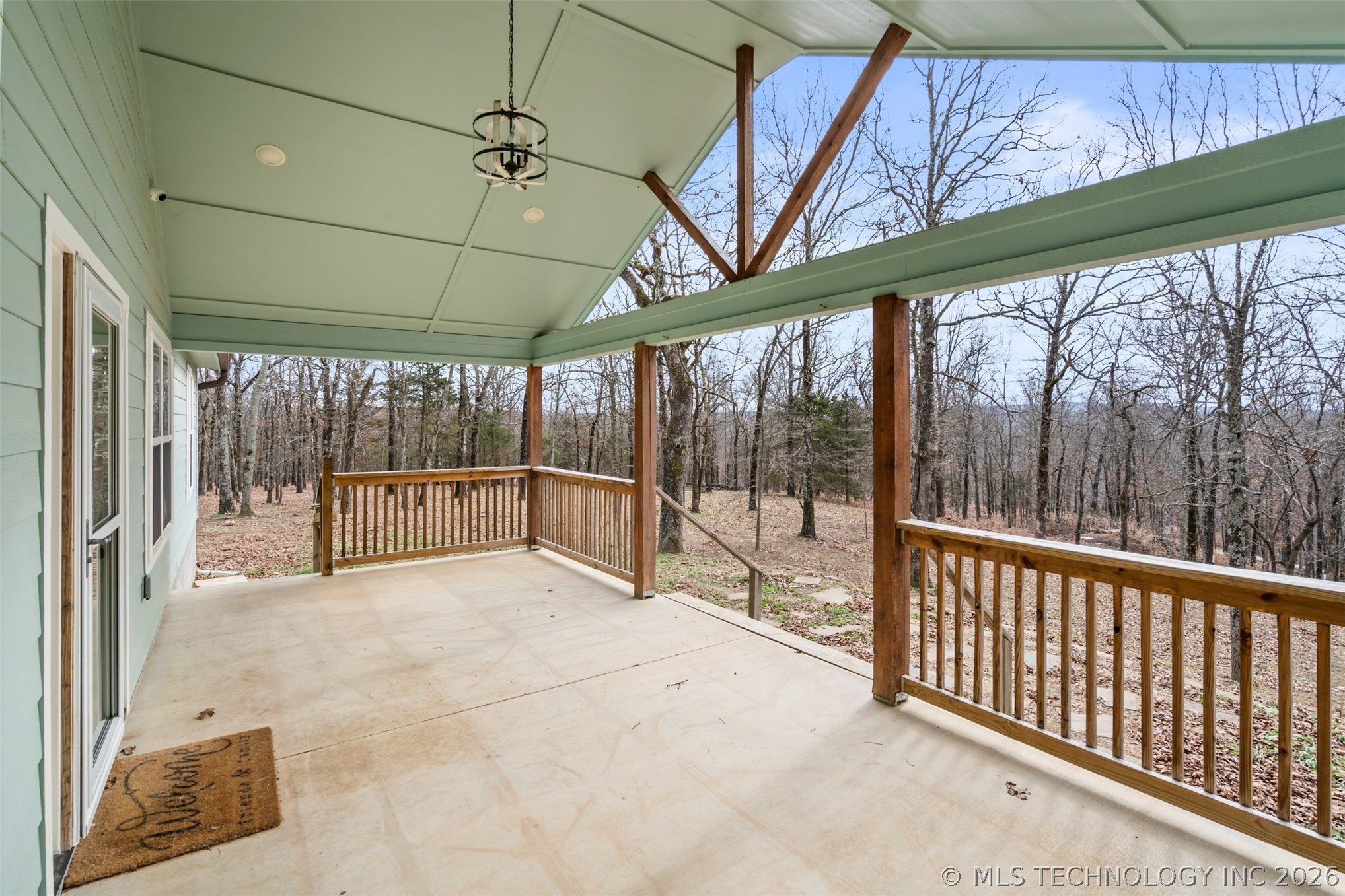10704 N Jackson Highway — photo