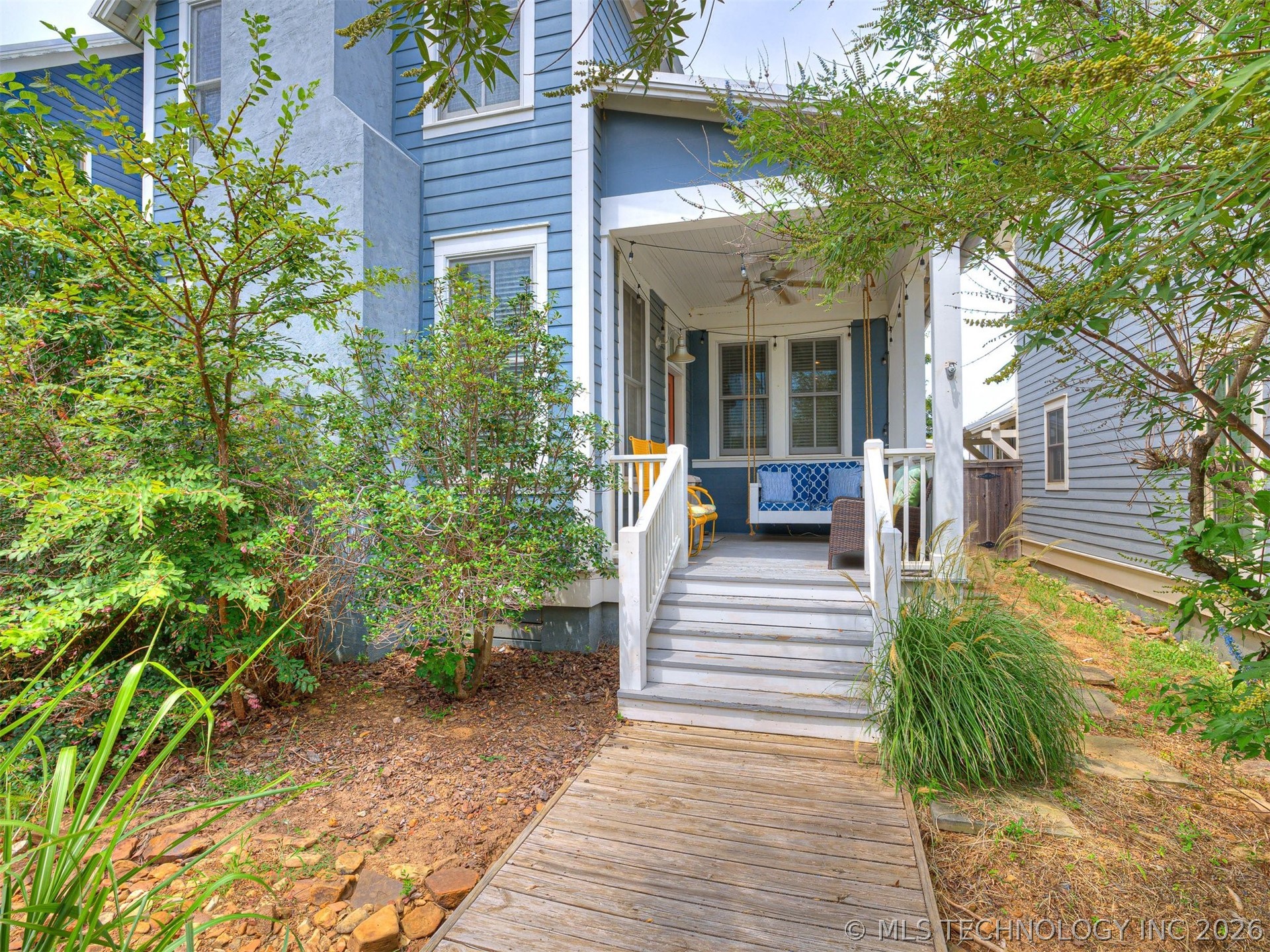 39 Boardwalk Street — photo