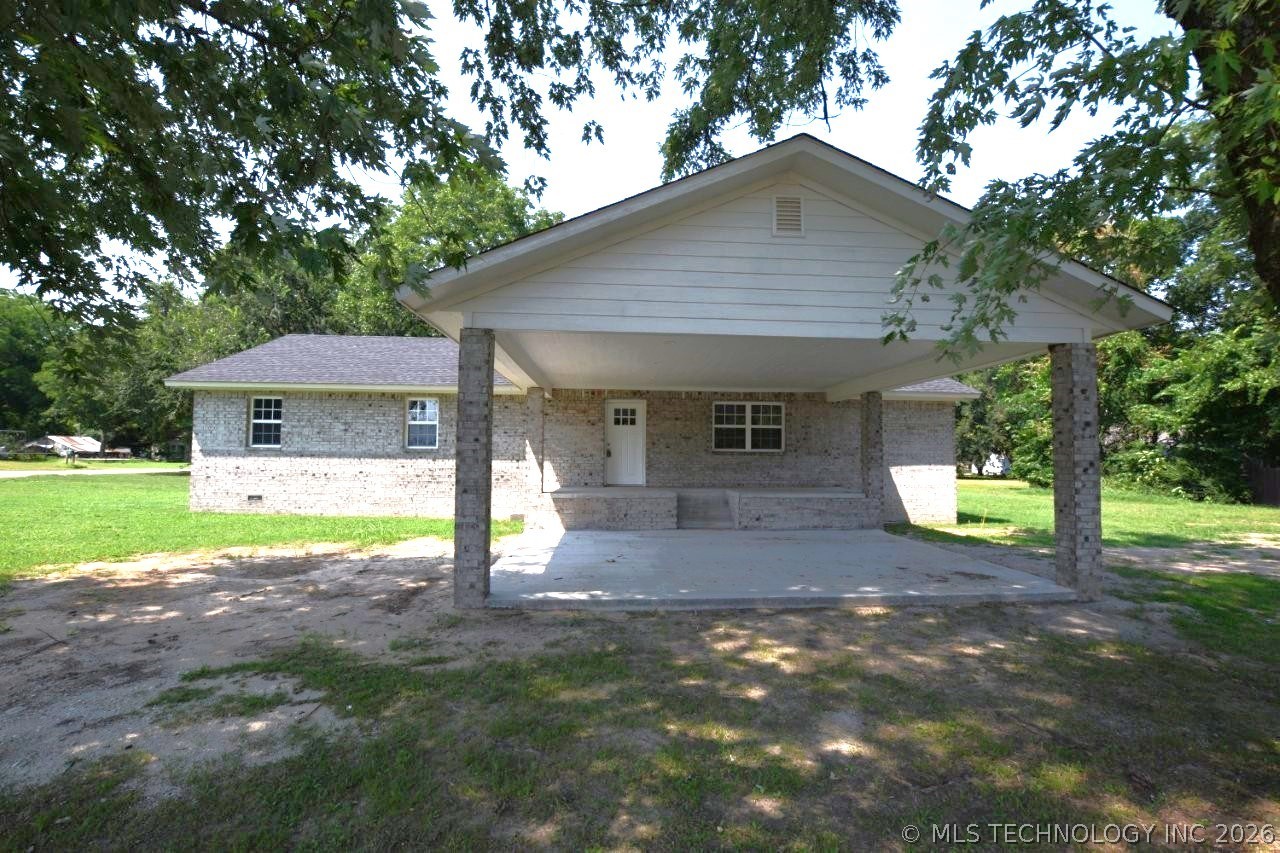 1468 W Division Street — photo