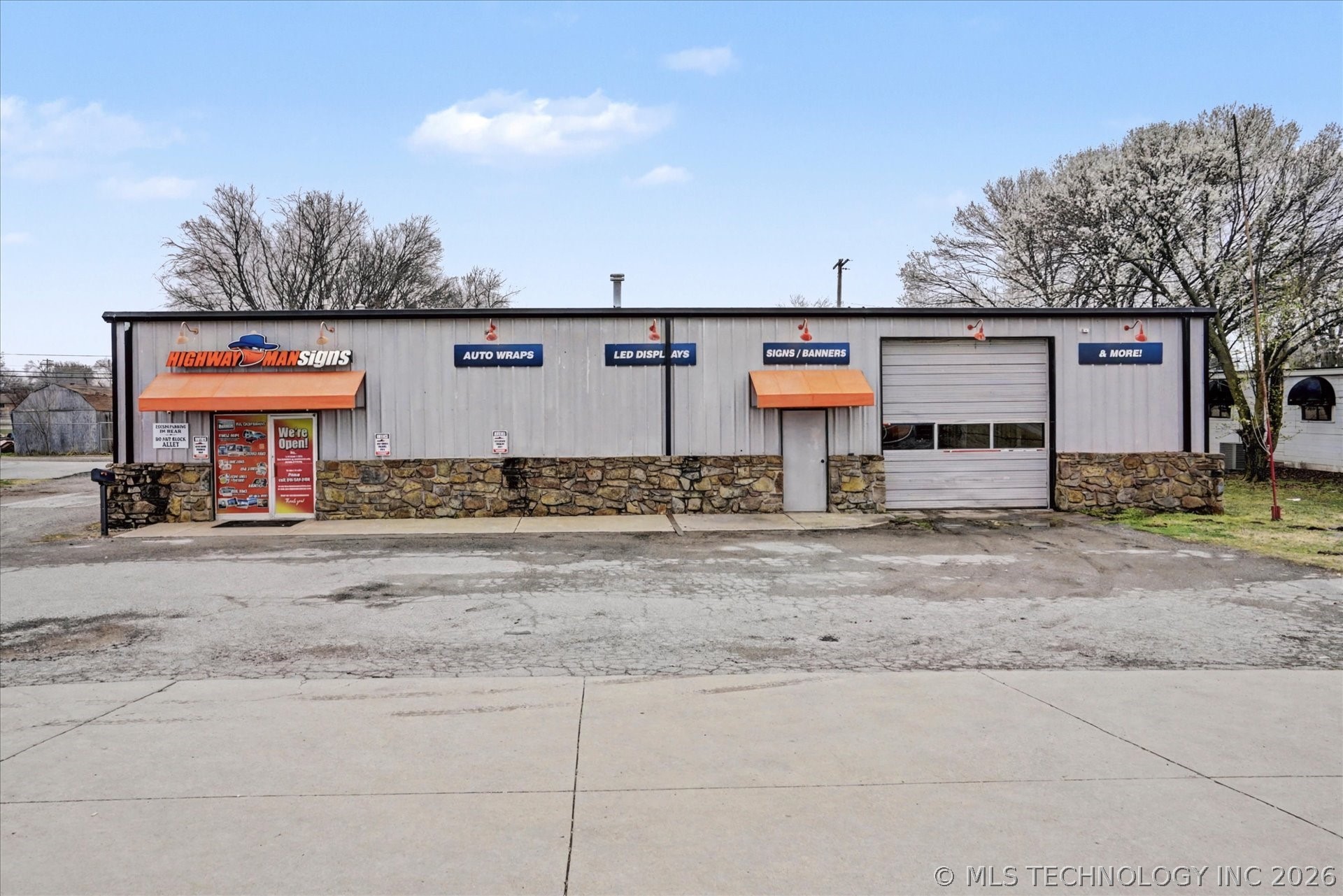 603 W Rogers Boulevard — photo