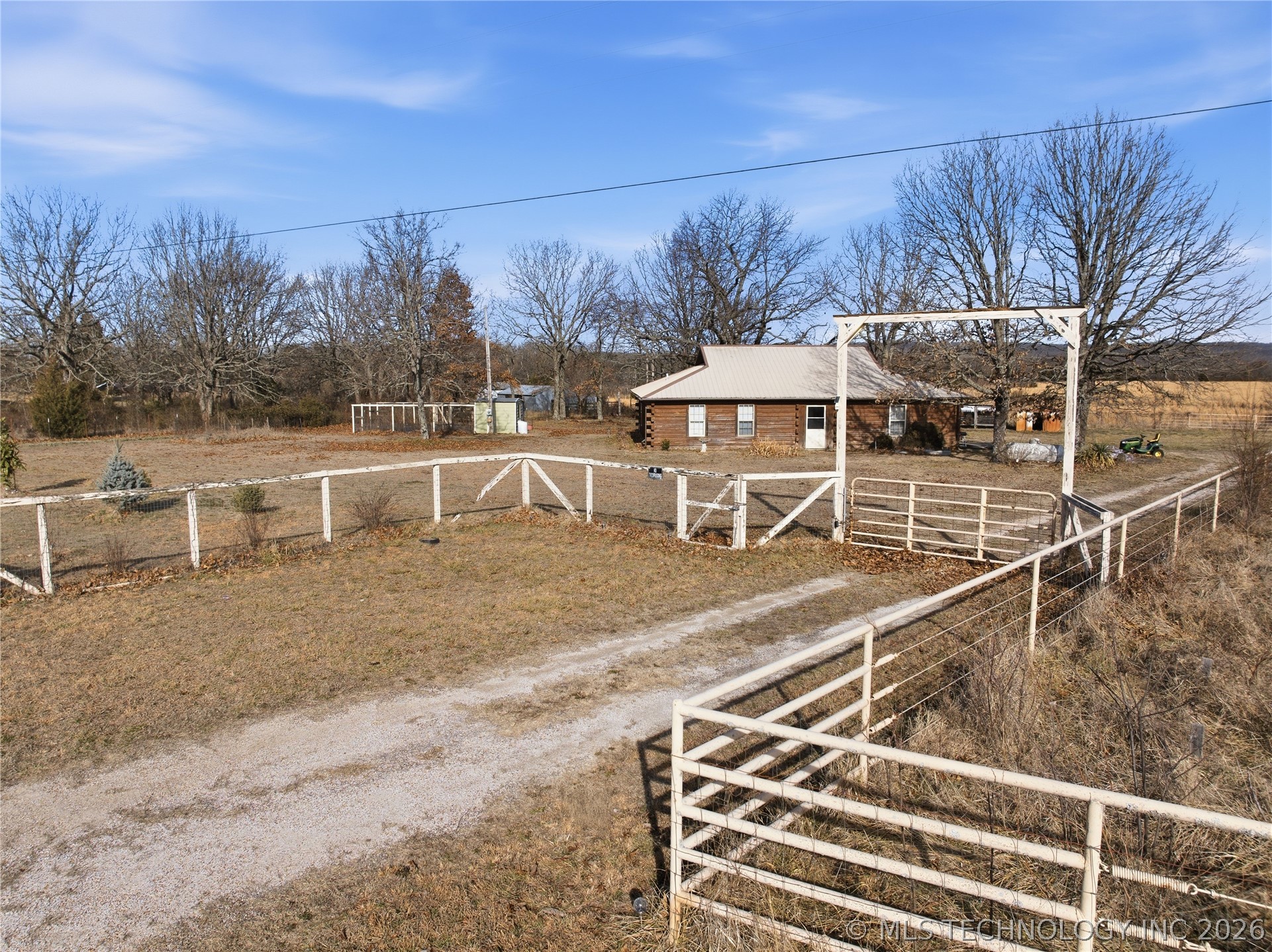 98426 US Highway 59 — photo