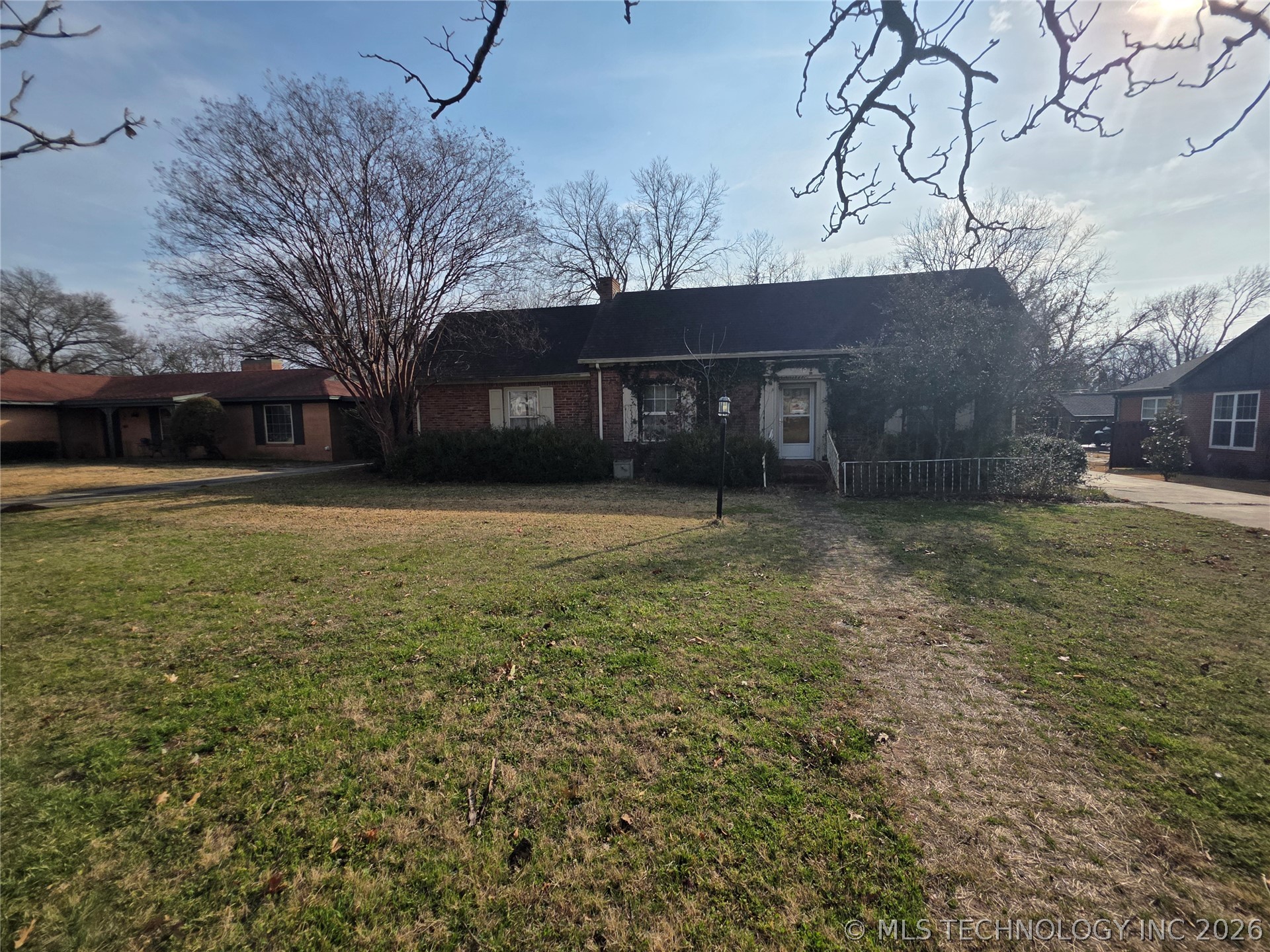 1819 W Evergreen Street — photo